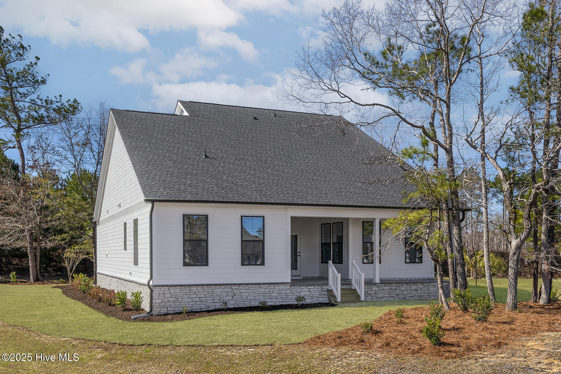 755 Hollybriar Loop Road Se Property Photo 4