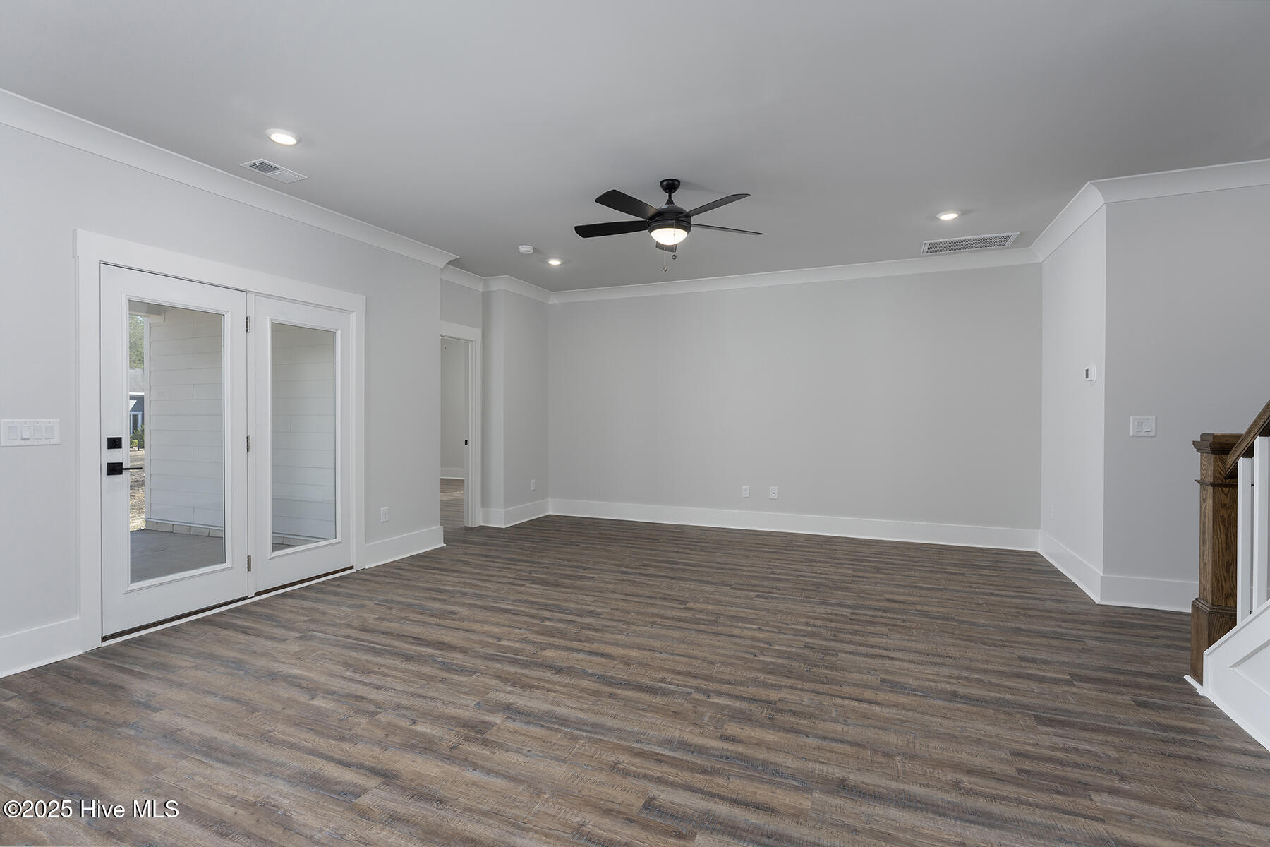 755 Hollybriar Loop Road Se Property Photo 6