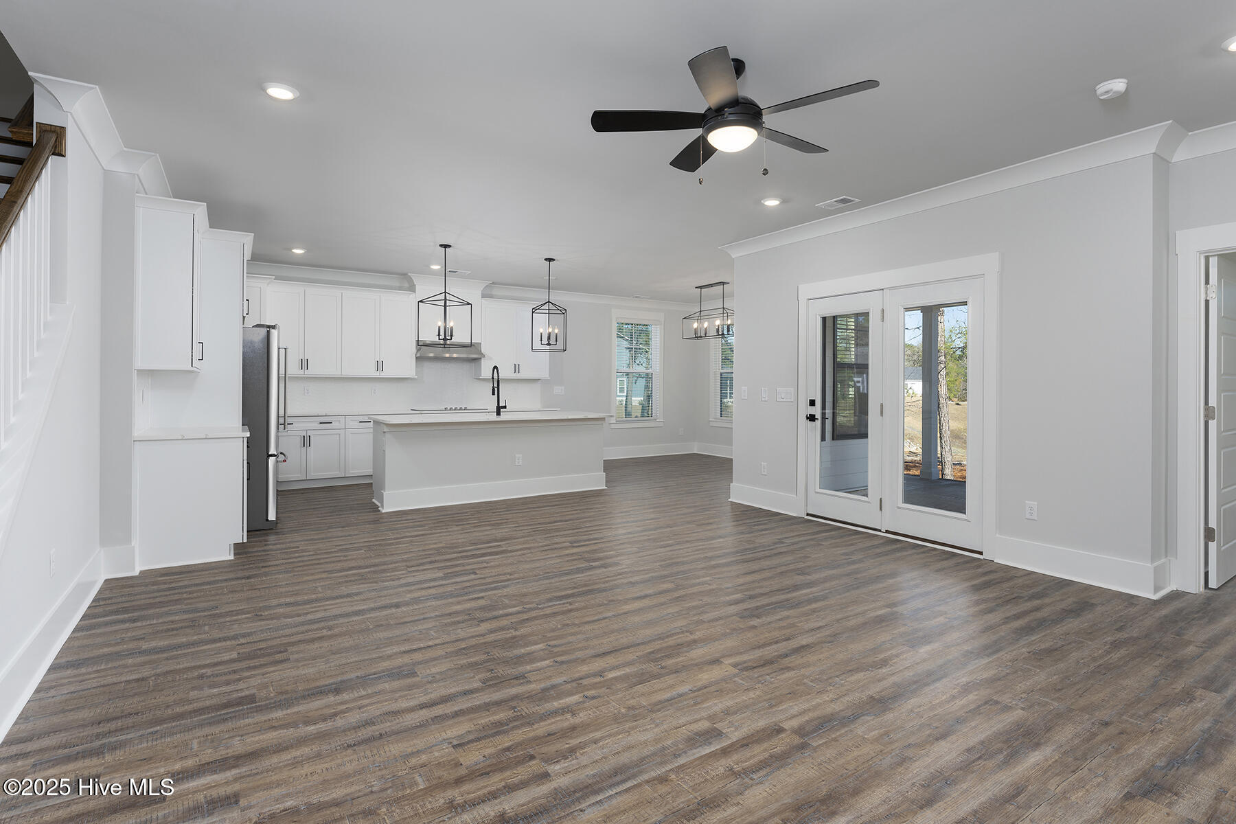 755 Hollybriar Loop Road Se Property Photo 7