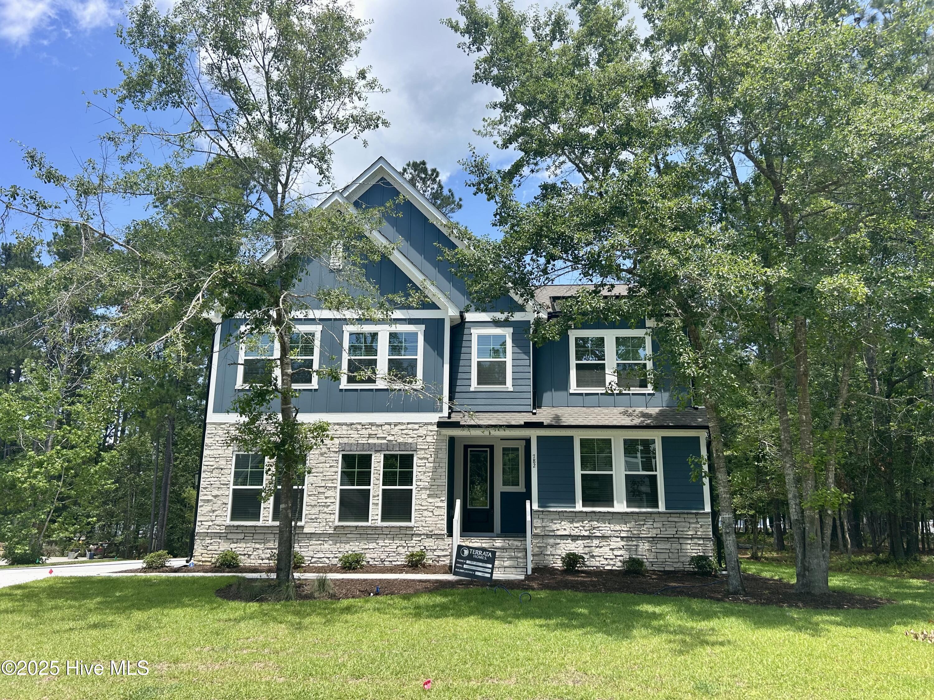 782 Hollybriar Loop Road Property Photo 1