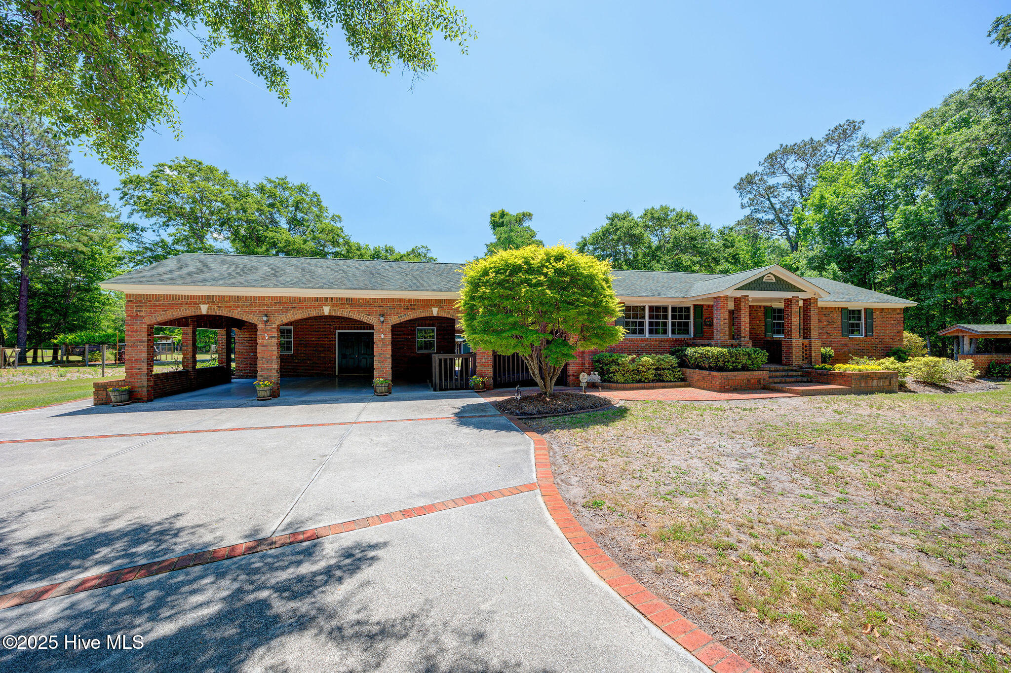 9759 Nc Highway 210 Property Photo