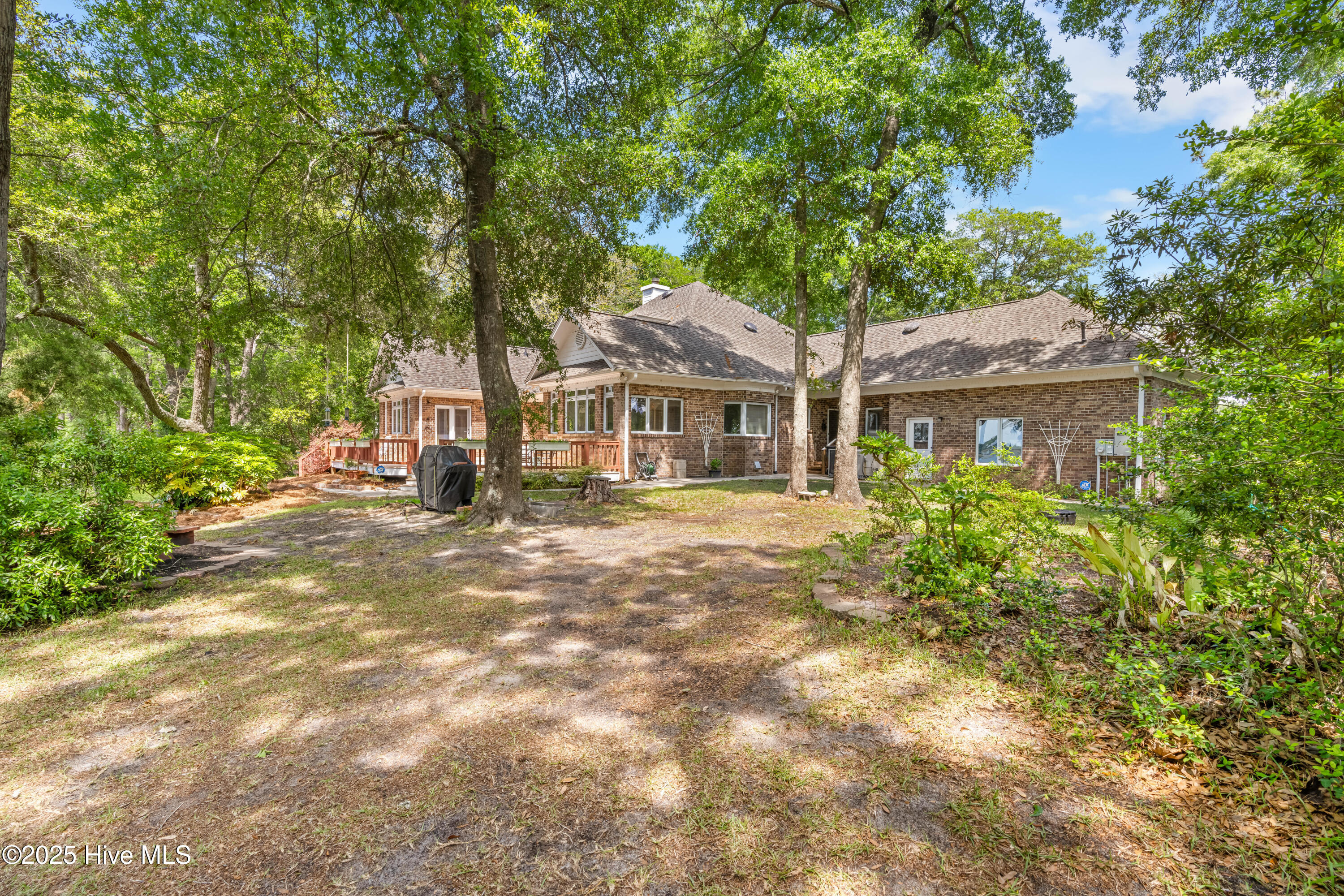 524 Admirals Court Property Photo 16