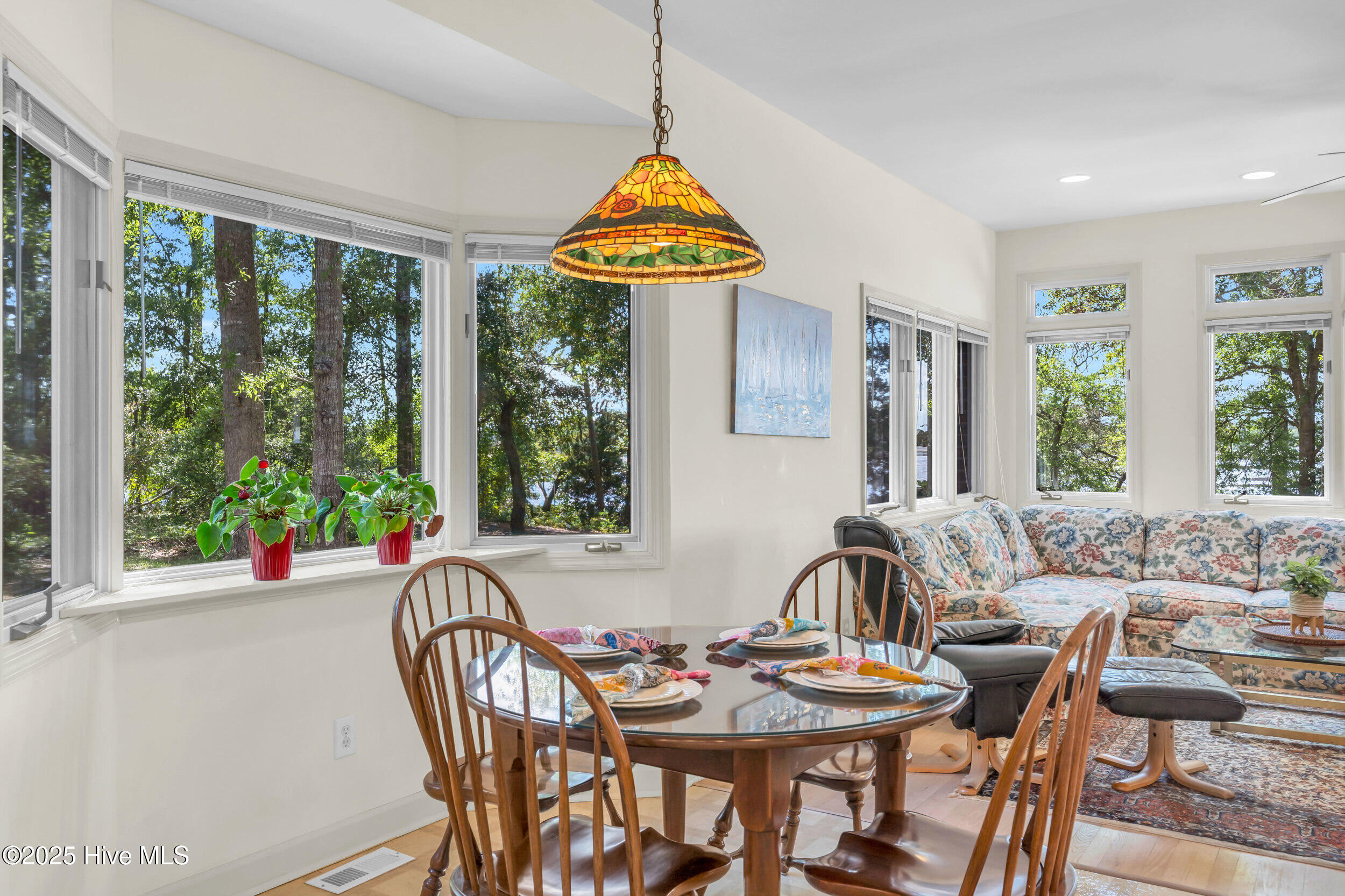 524 Admirals Court Property Photo 34
