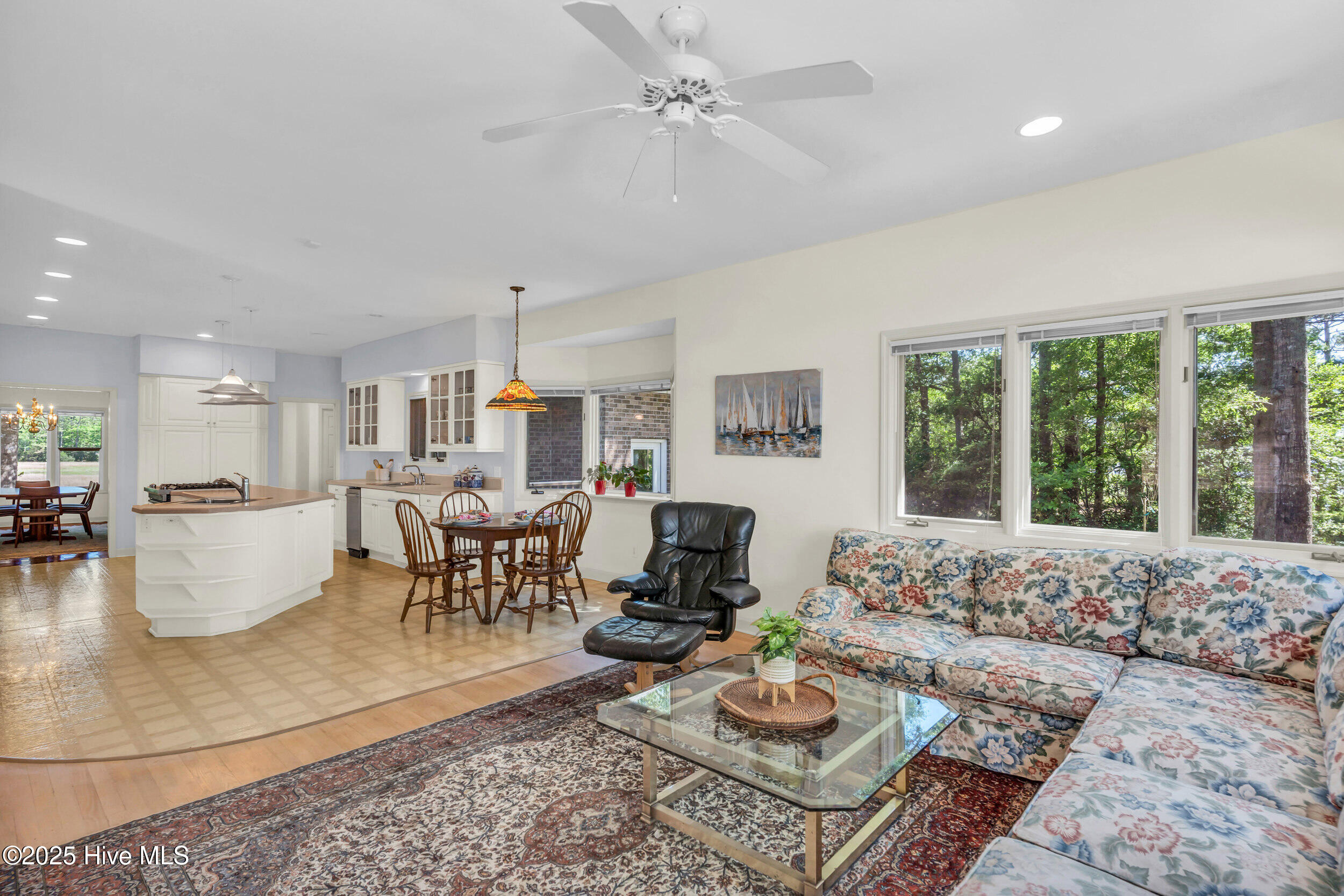 524 Admirals Court Property Photo 38