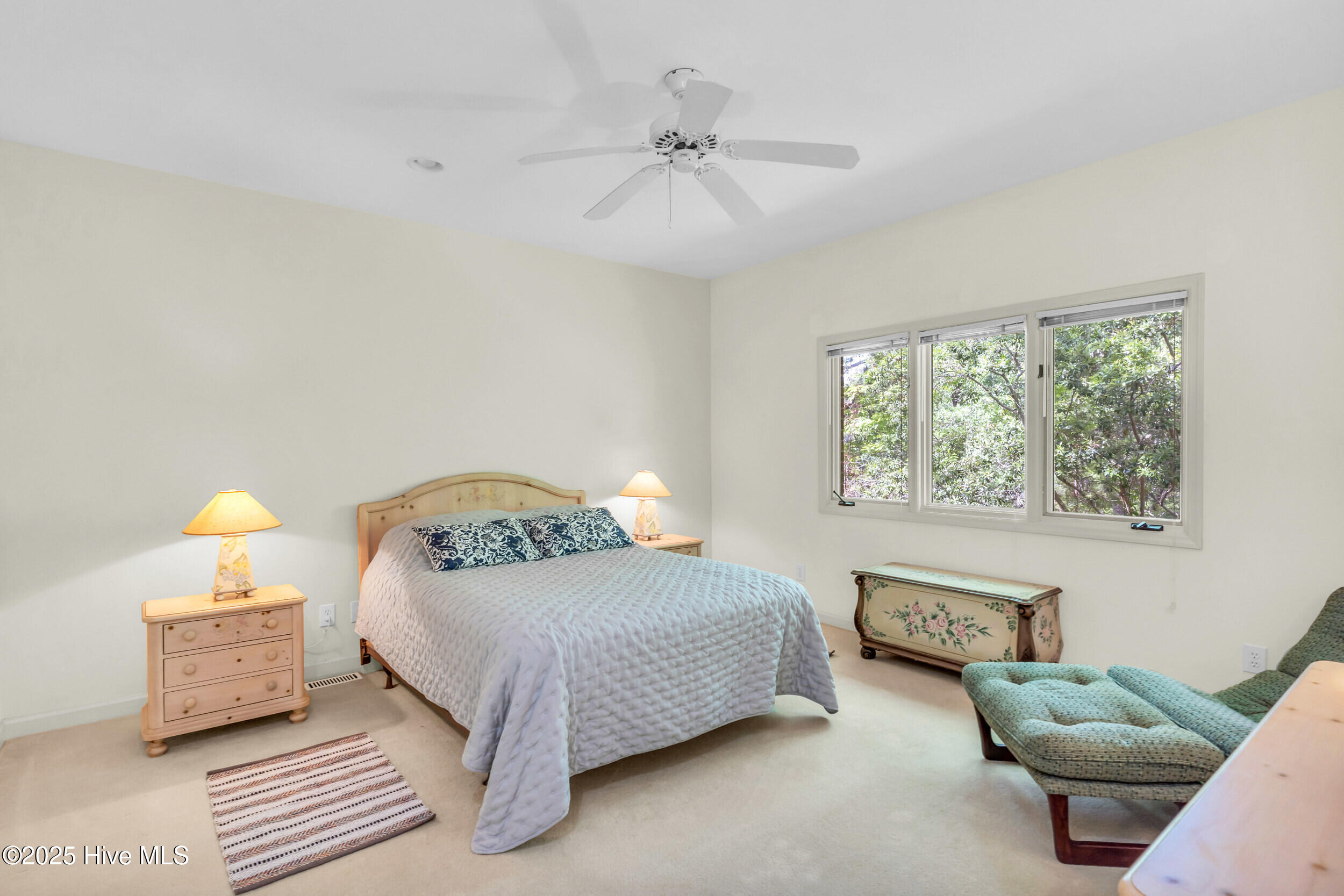 524 Admirals Court Property Photo 49