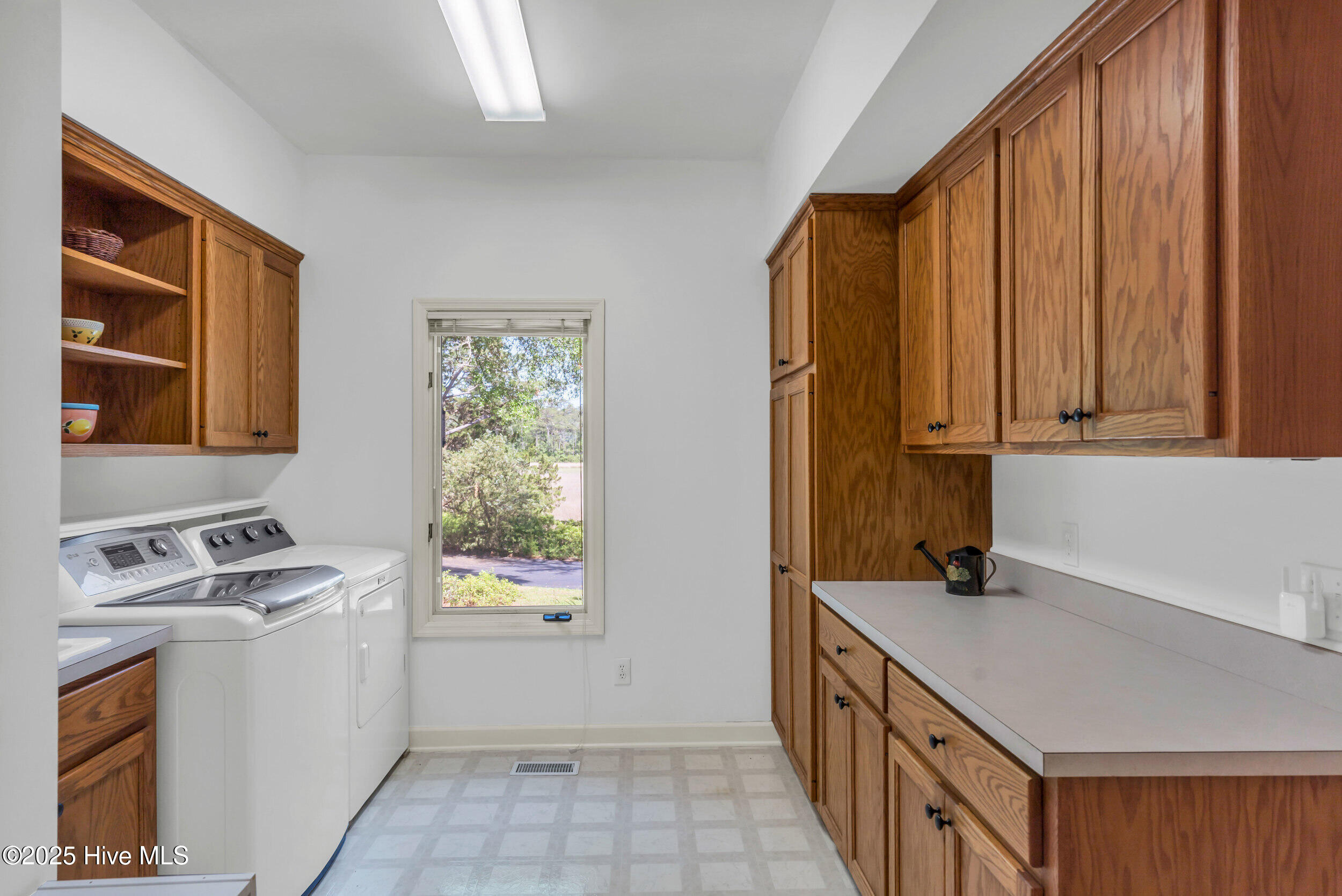 524 Admirals Court Property Photo 63