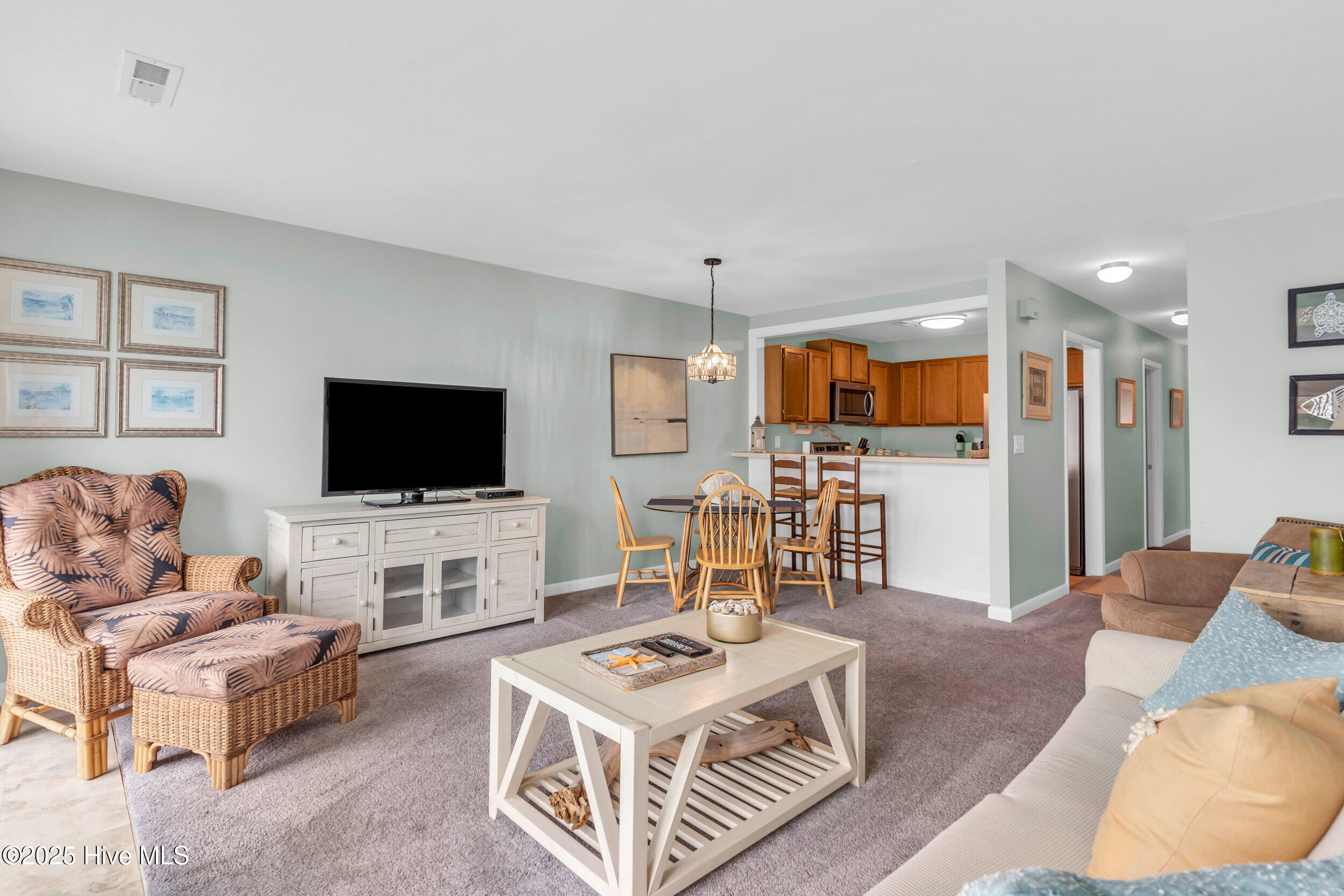 1437 Fort Fisher Boulevard Unit J3 Property Photo 7