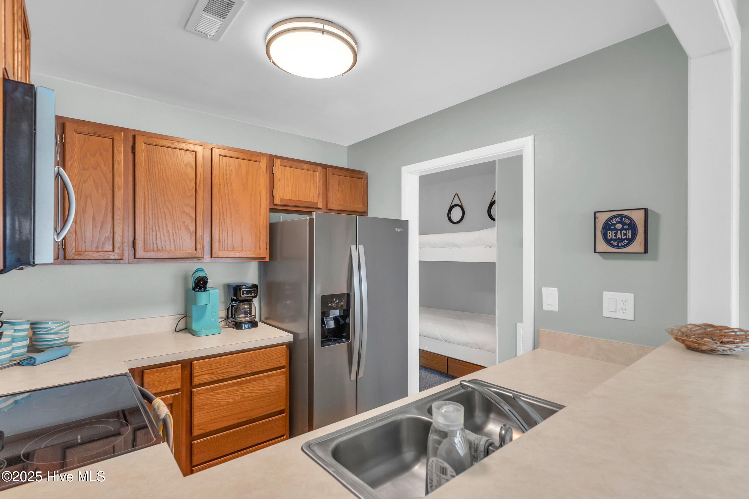 1437 Fort Fisher Boulevard Unit J3 Property Photo 12