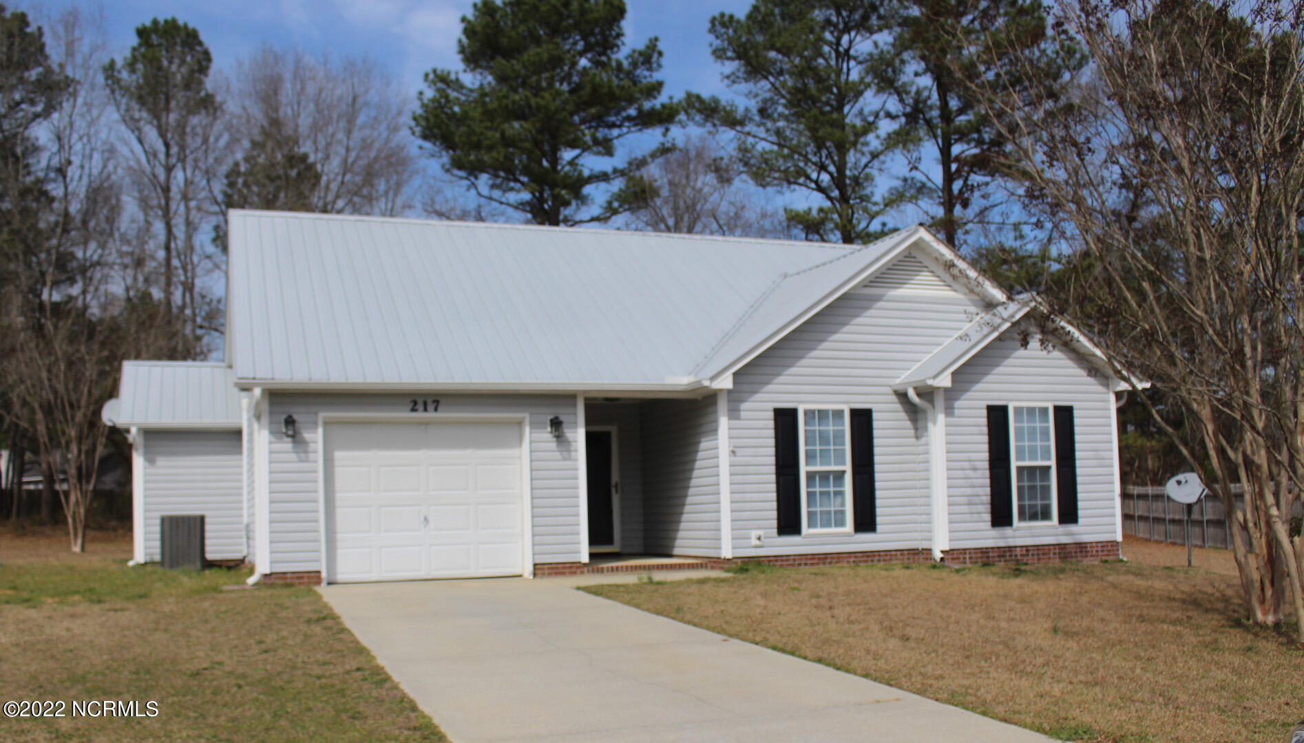 217 Hobson Court Property Photo