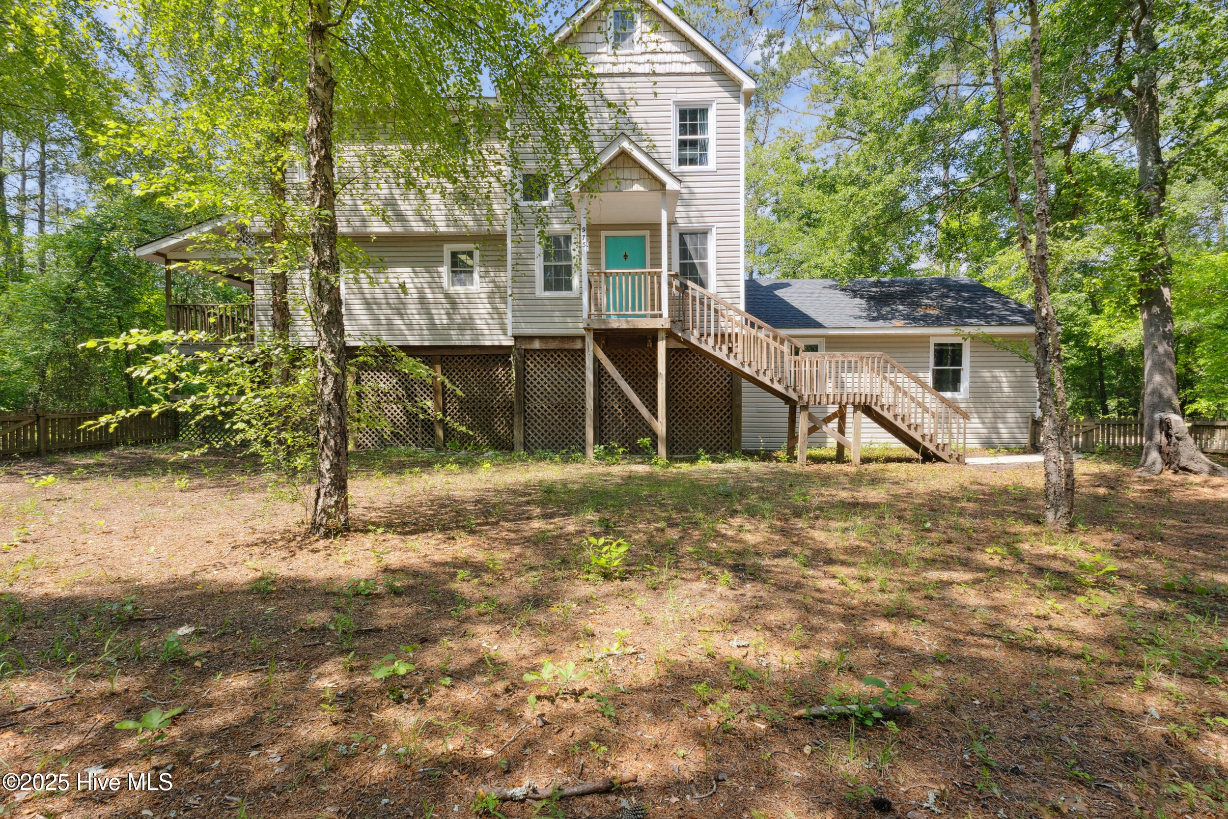 975 River Bend Drive Property Photo 1