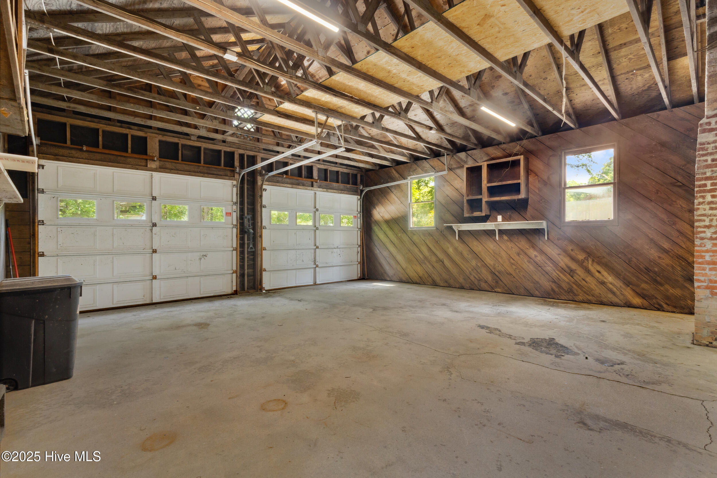 975 River Bend Drive Property Photo 29