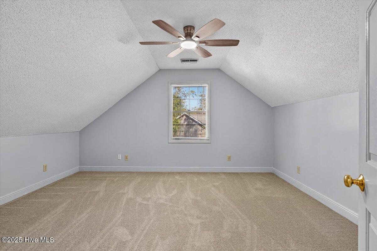 645 Boundaryline Drive Property Photo 20