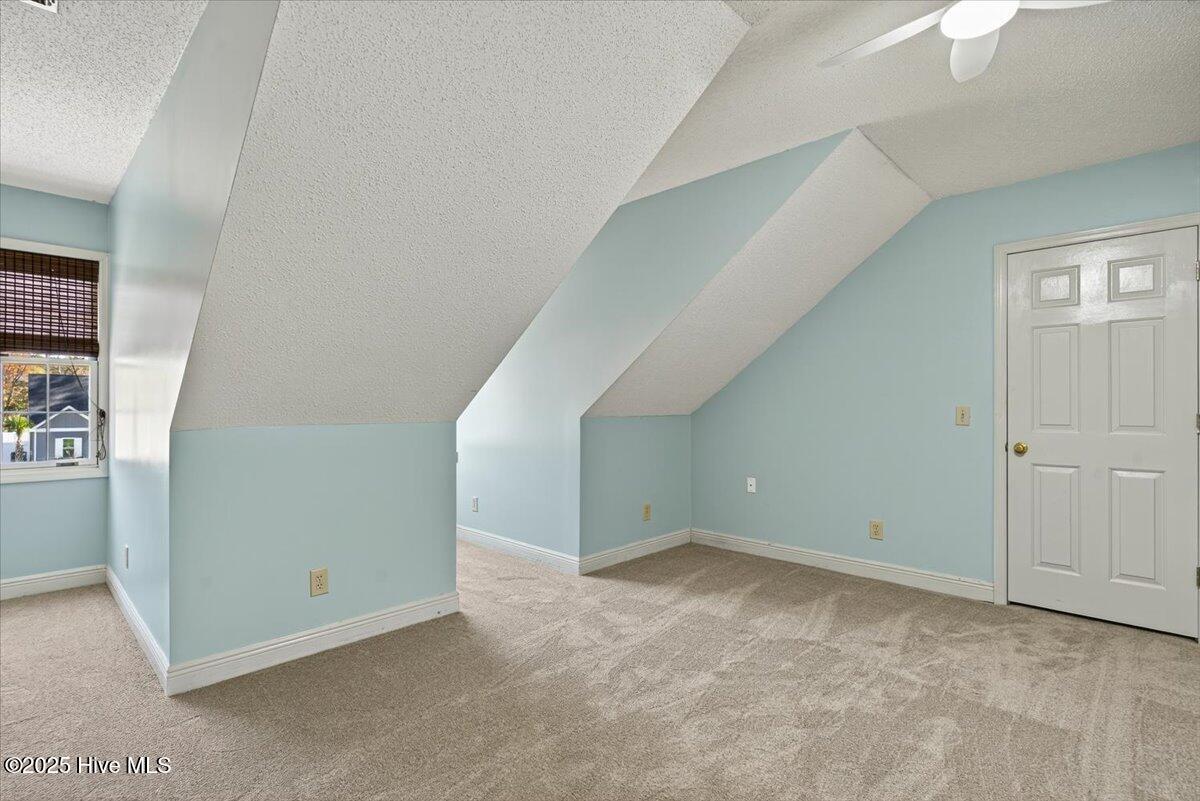 645 Boundaryline Drive Property Photo 21