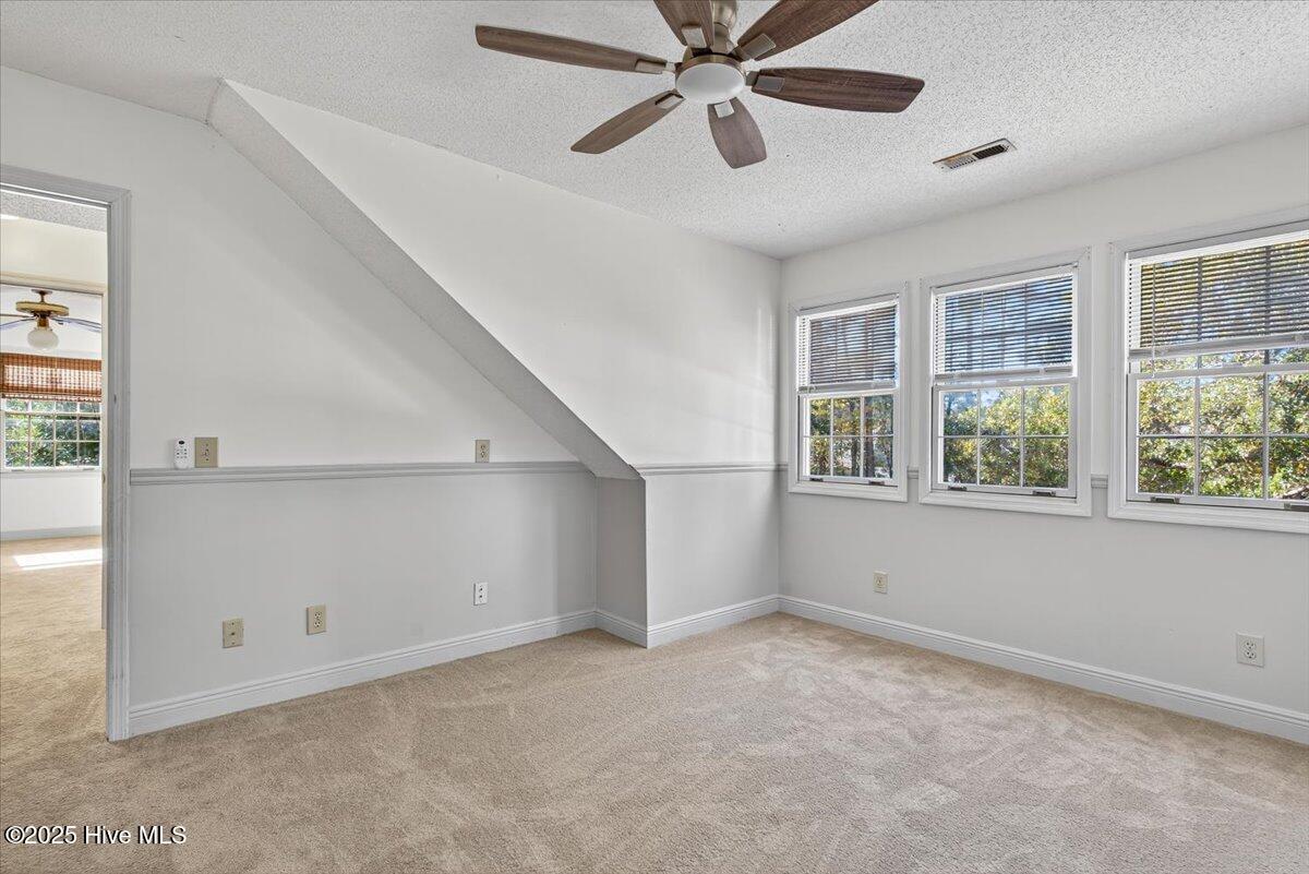 645 Boundaryline Drive Property Photo 23