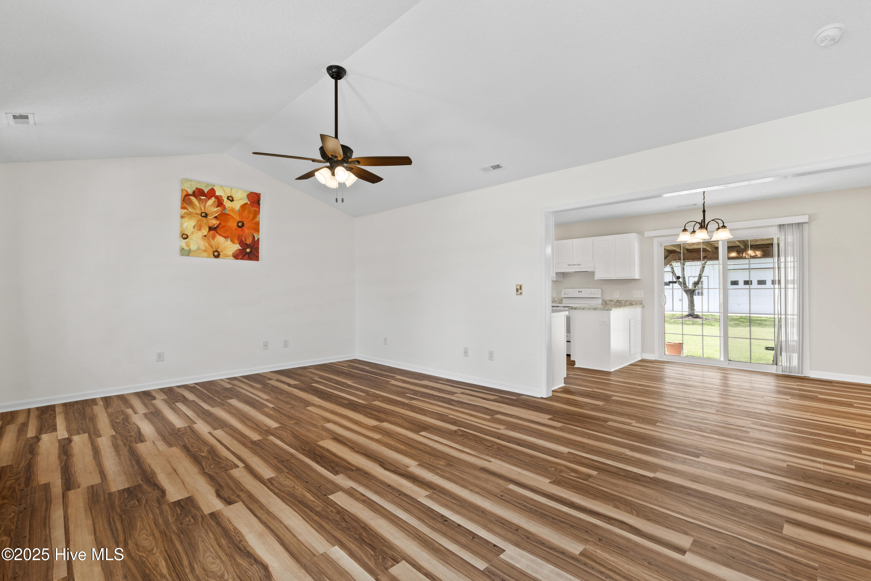 101 Esquire Drive Property Photo 3