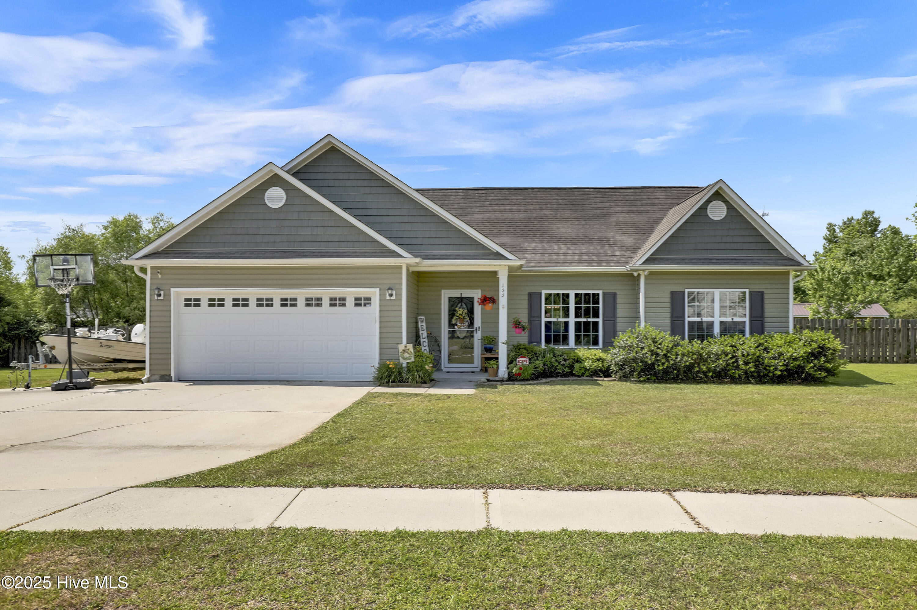 133 Fallbrook Lane Property Photo