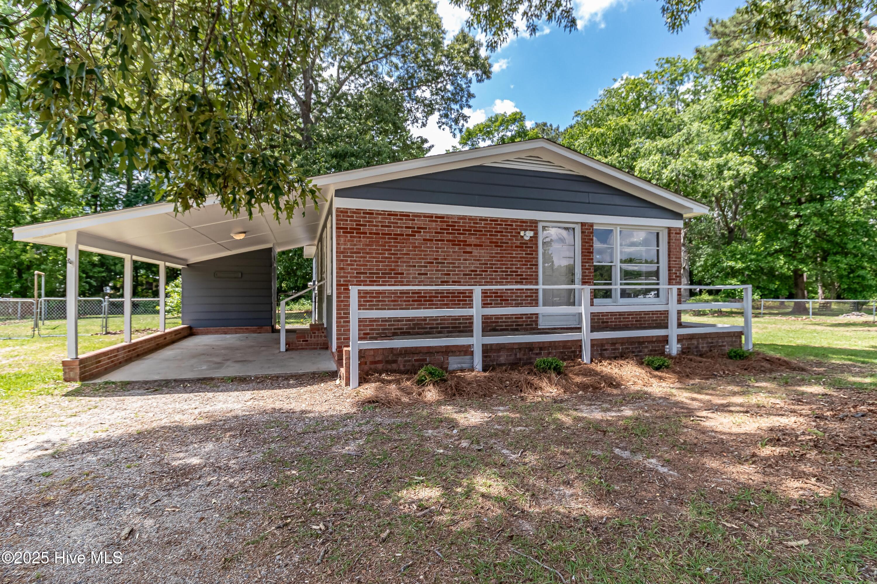 204 Fox Drive Property Photo