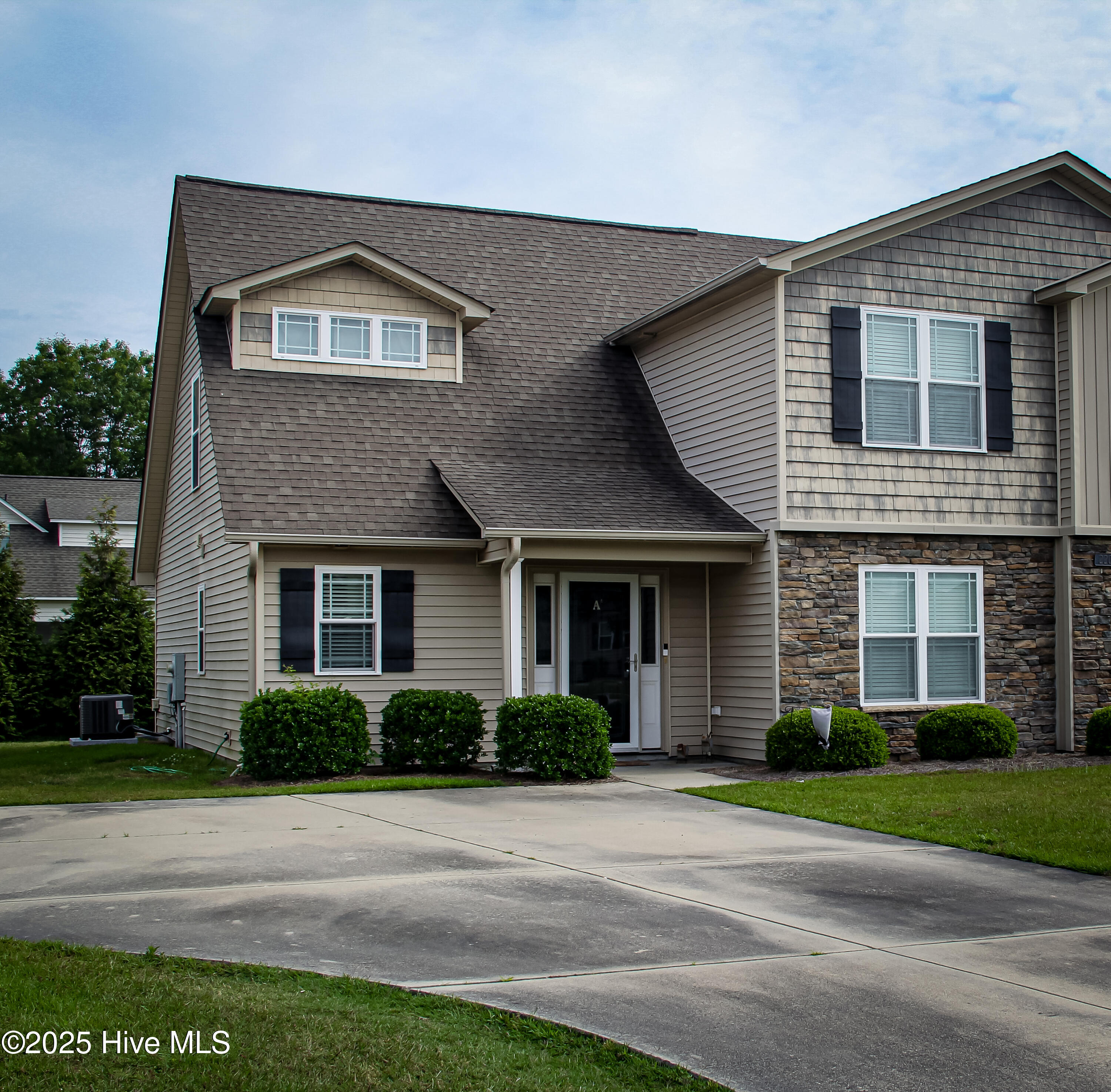 2208 Sweet Bay Drive A Property Photo