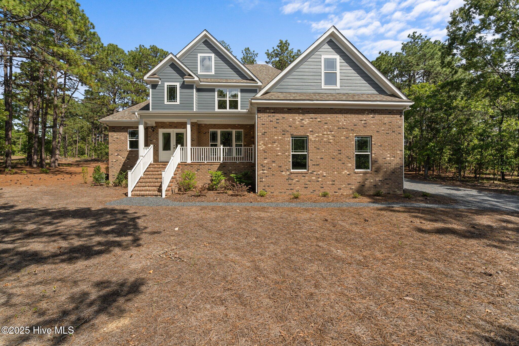 225 Lakeway Drive Property Photo 1