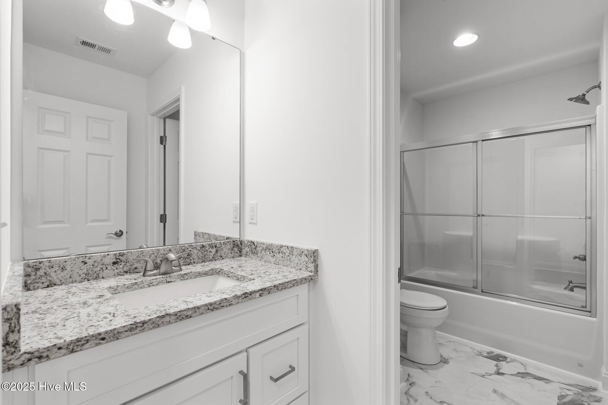 225 Lakeway Drive Property Photo 33