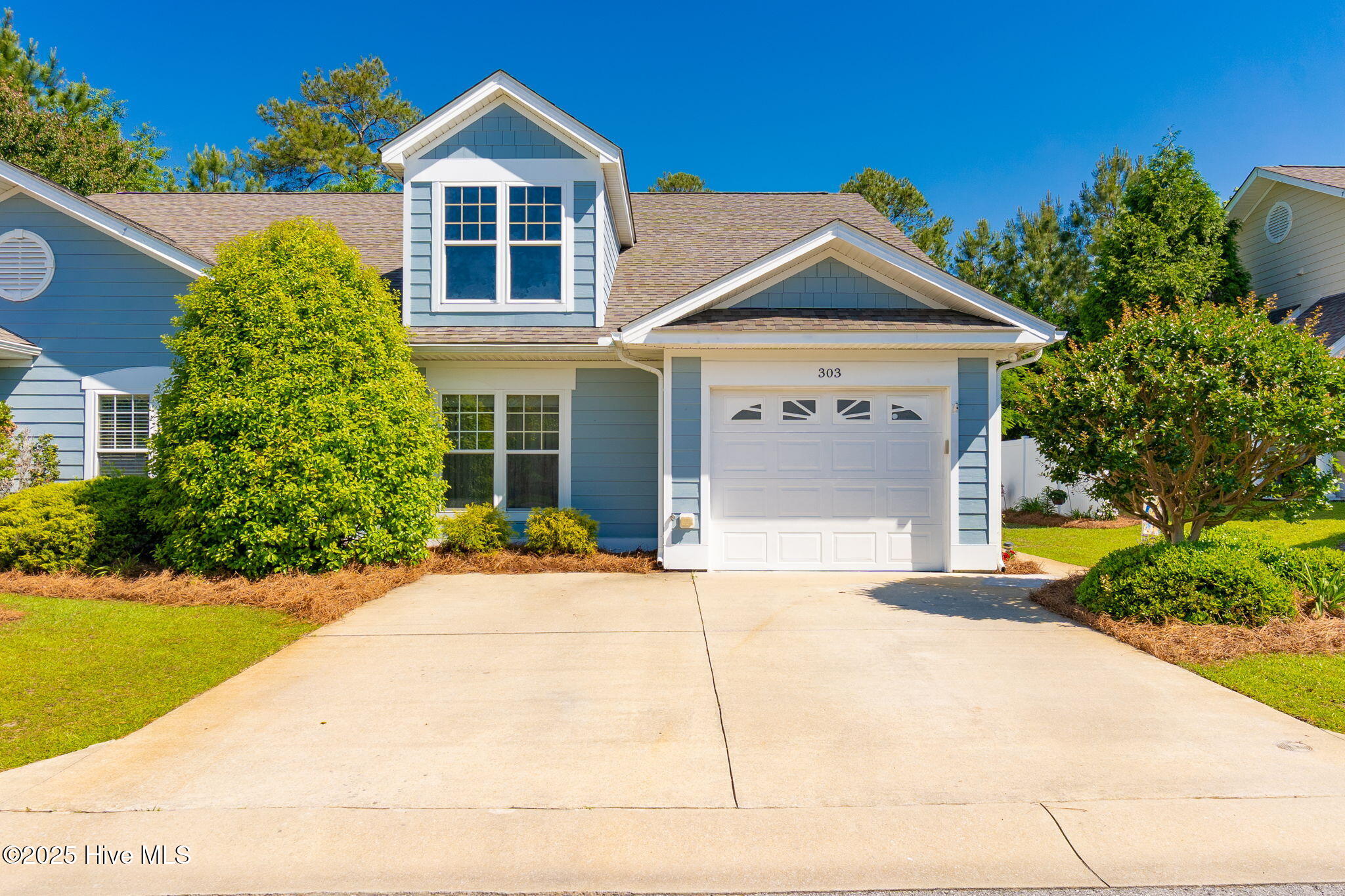 303 Sweetwater Cove Property Photo