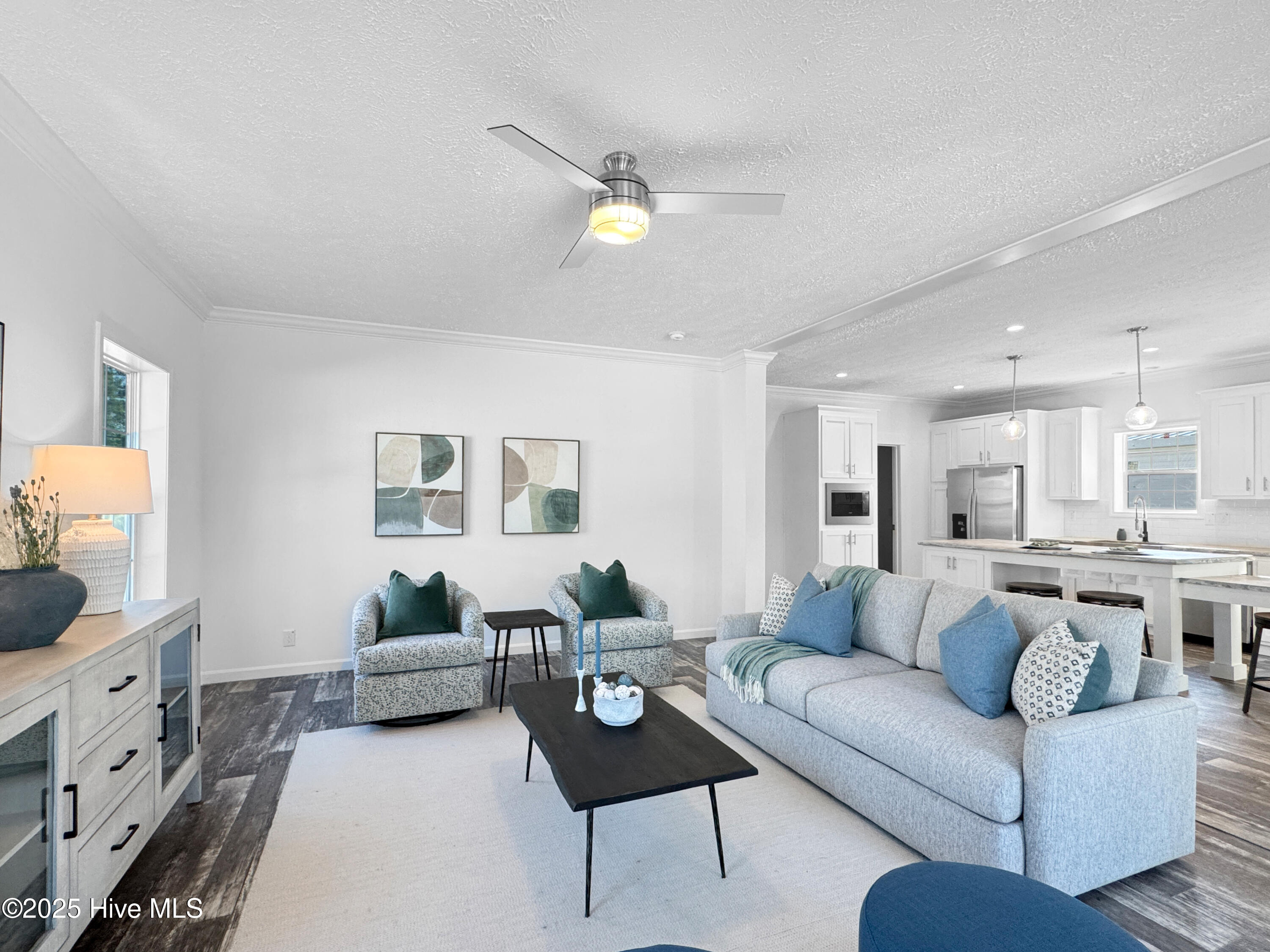 1009 Pine Ridge Court Property Photo 6