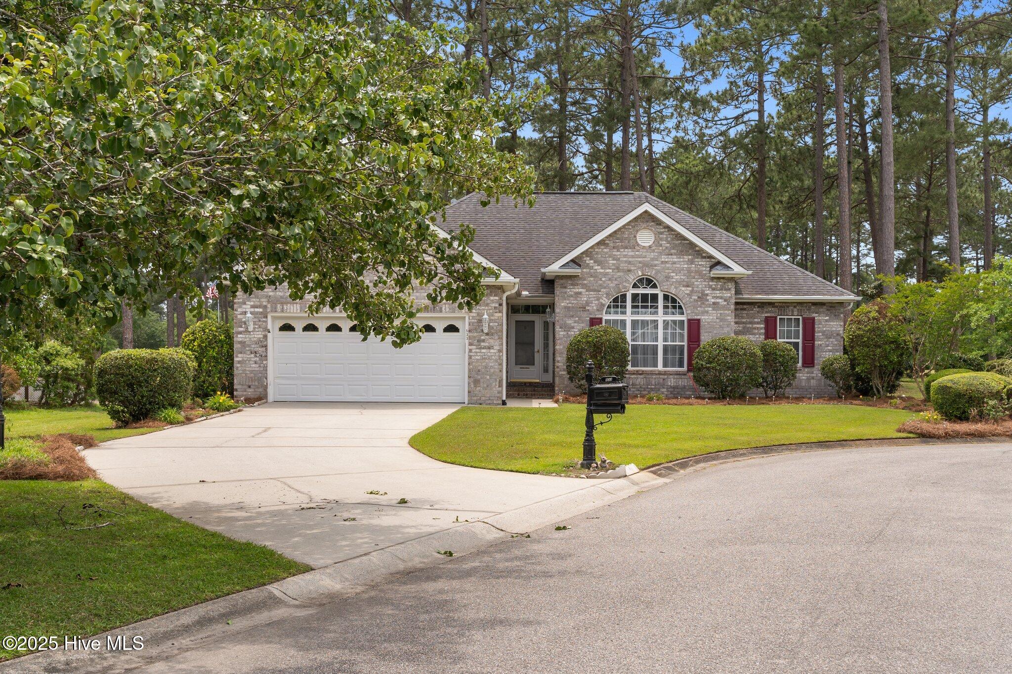 533 Montaigne Court Property Photo 8