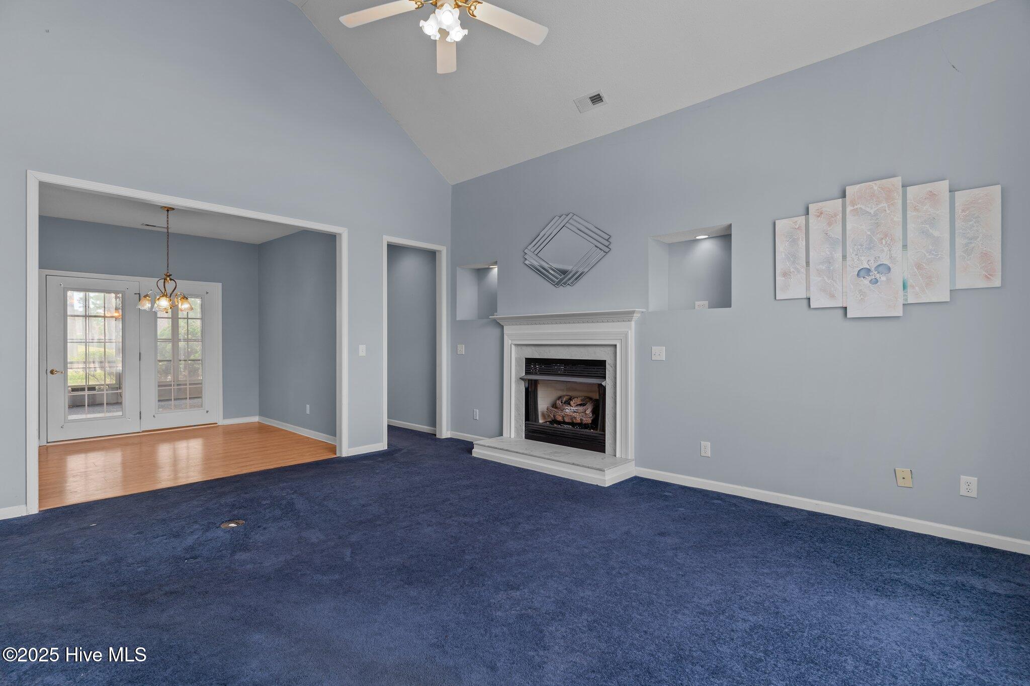 533 Montaigne Court Property Photo 12