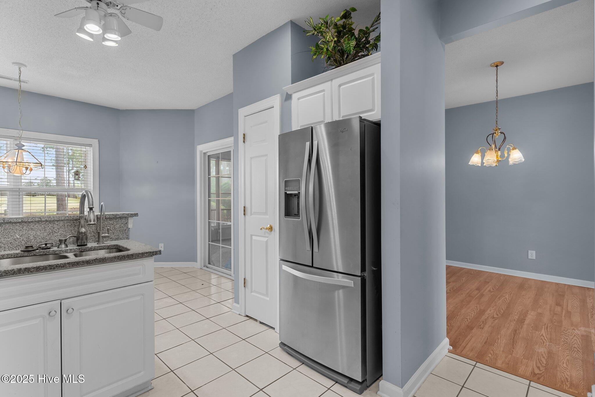 533 Montaigne Court Property Photo 18