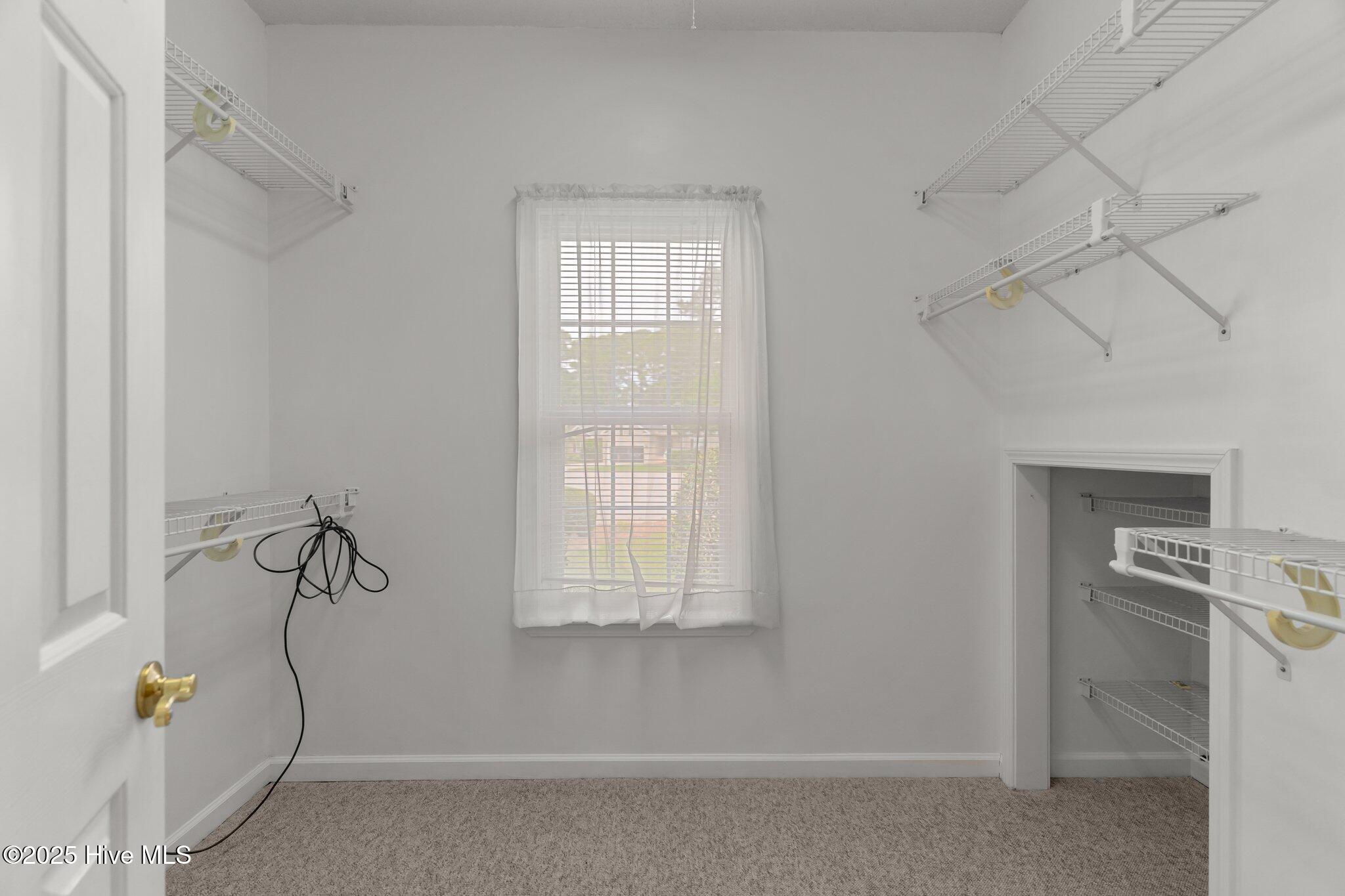 533 Montaigne Court Property Photo 31