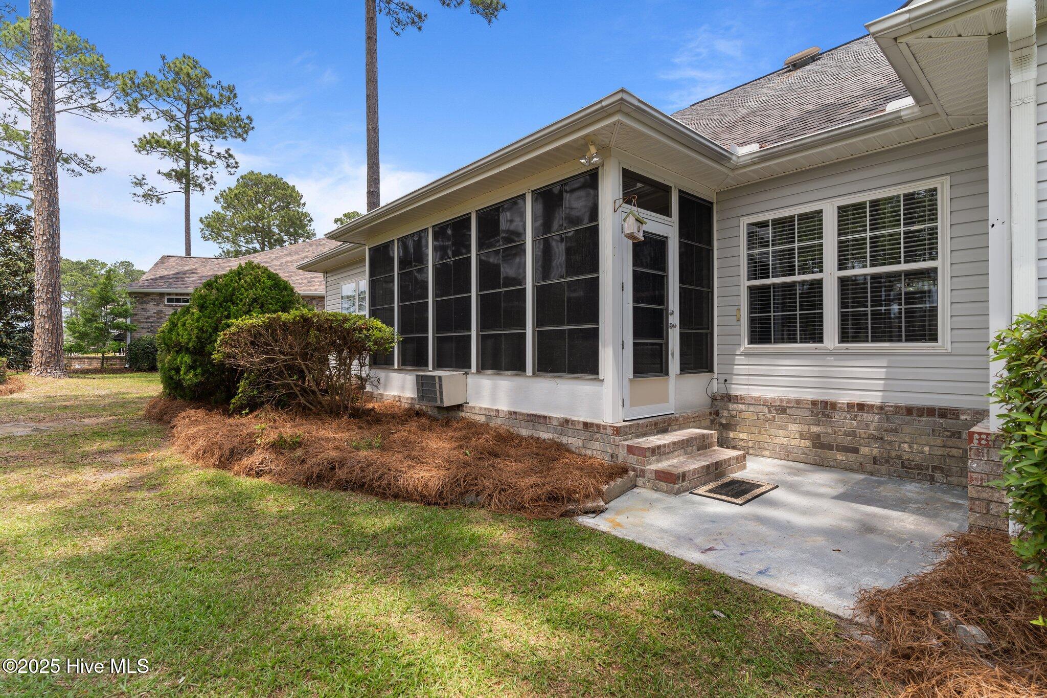 533 Montaigne Court Property Photo 40