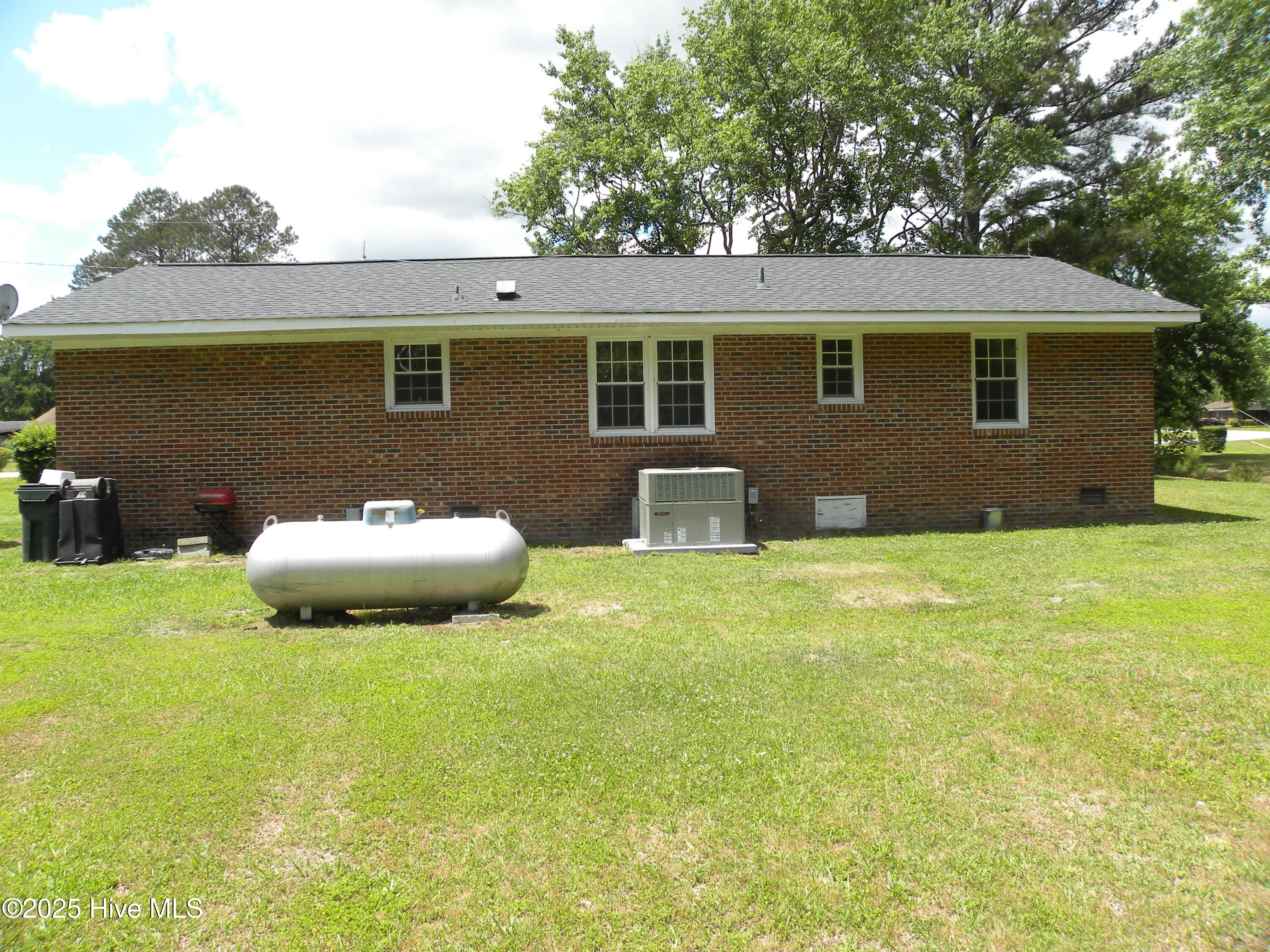 210 Russell Drive Property Photo 2