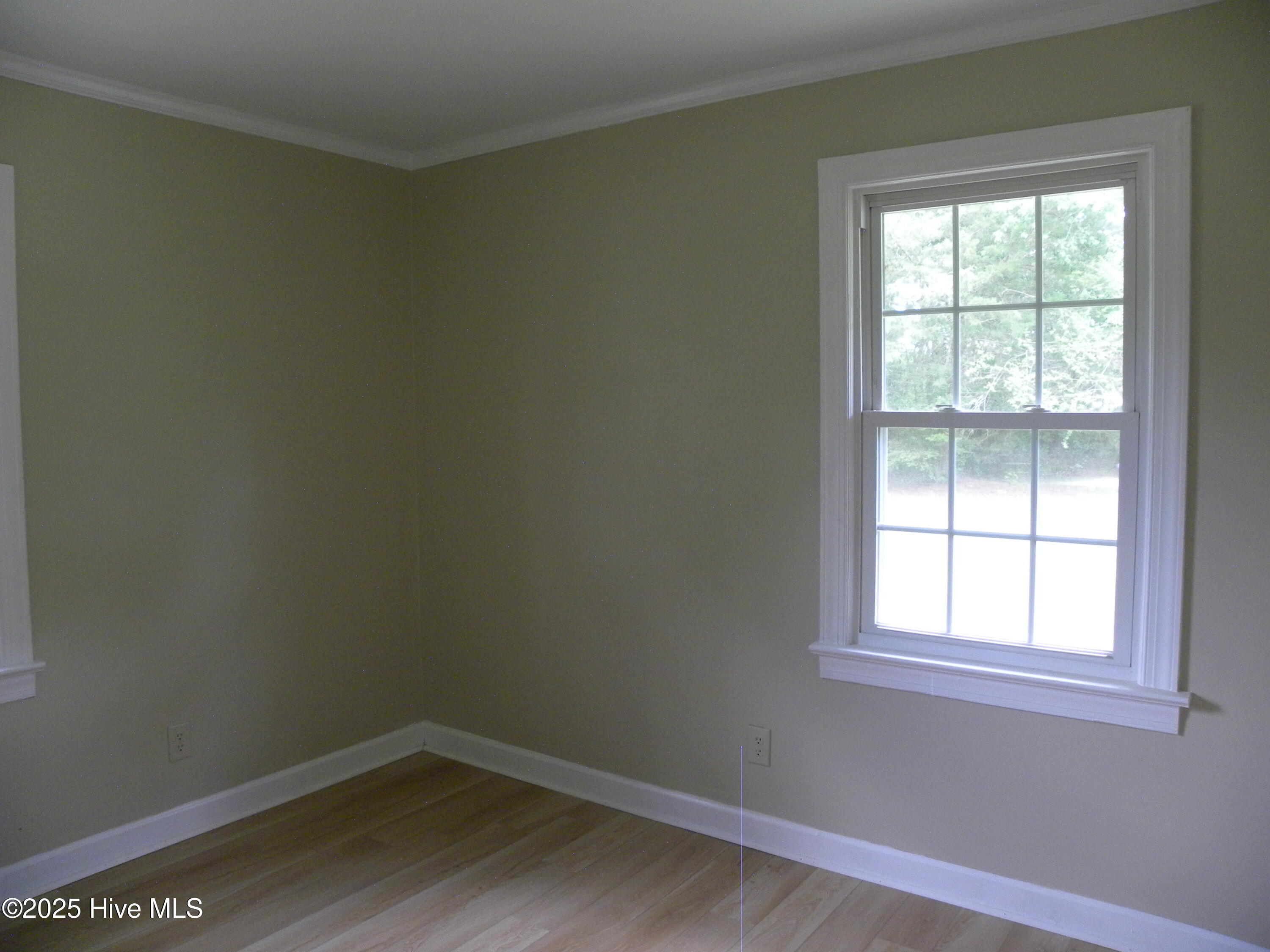 210 Russell Drive Property Photo 3