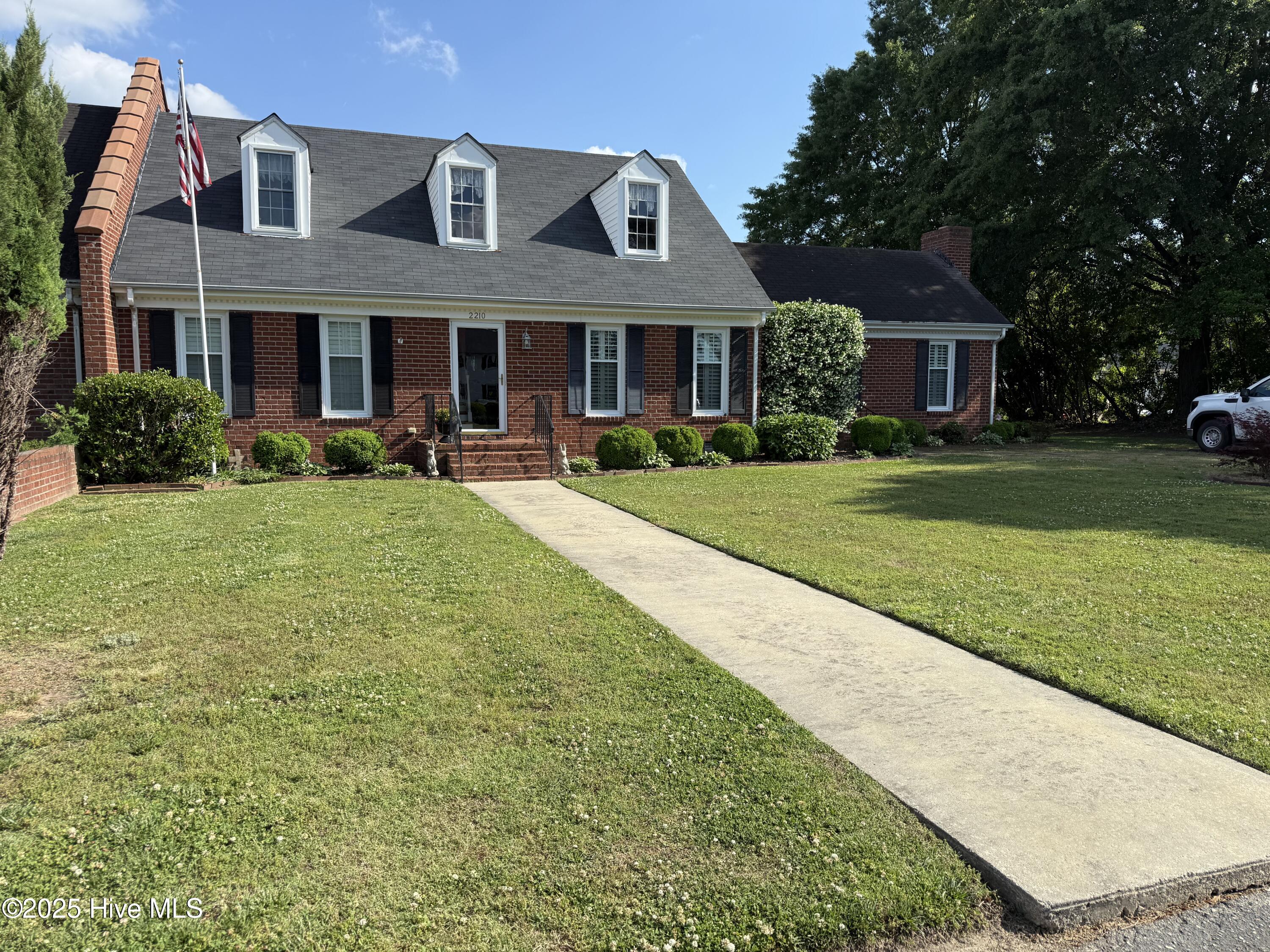 2210 Nash Place Property Photo