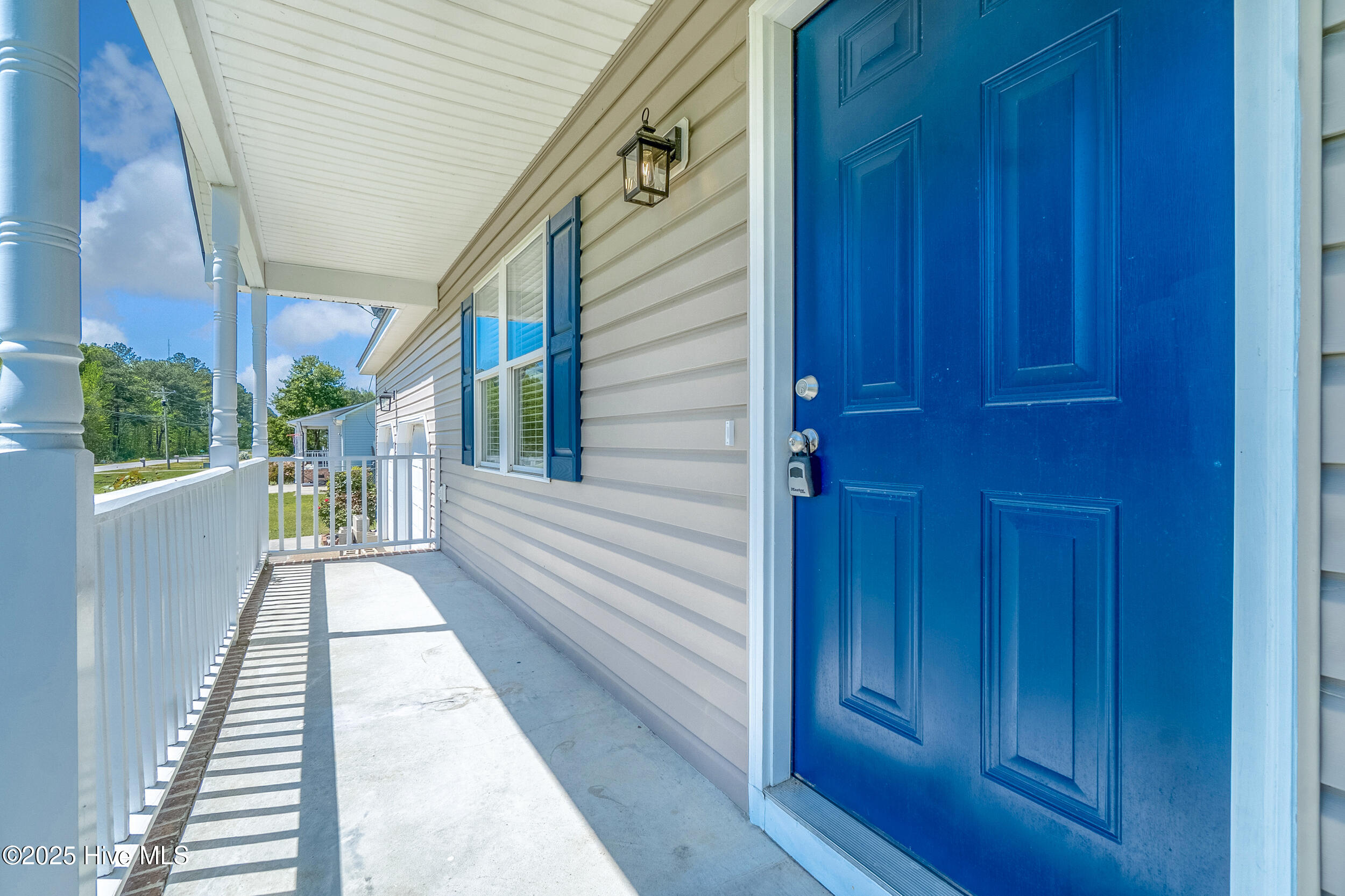 958 Wellfield Road Property Photo 2