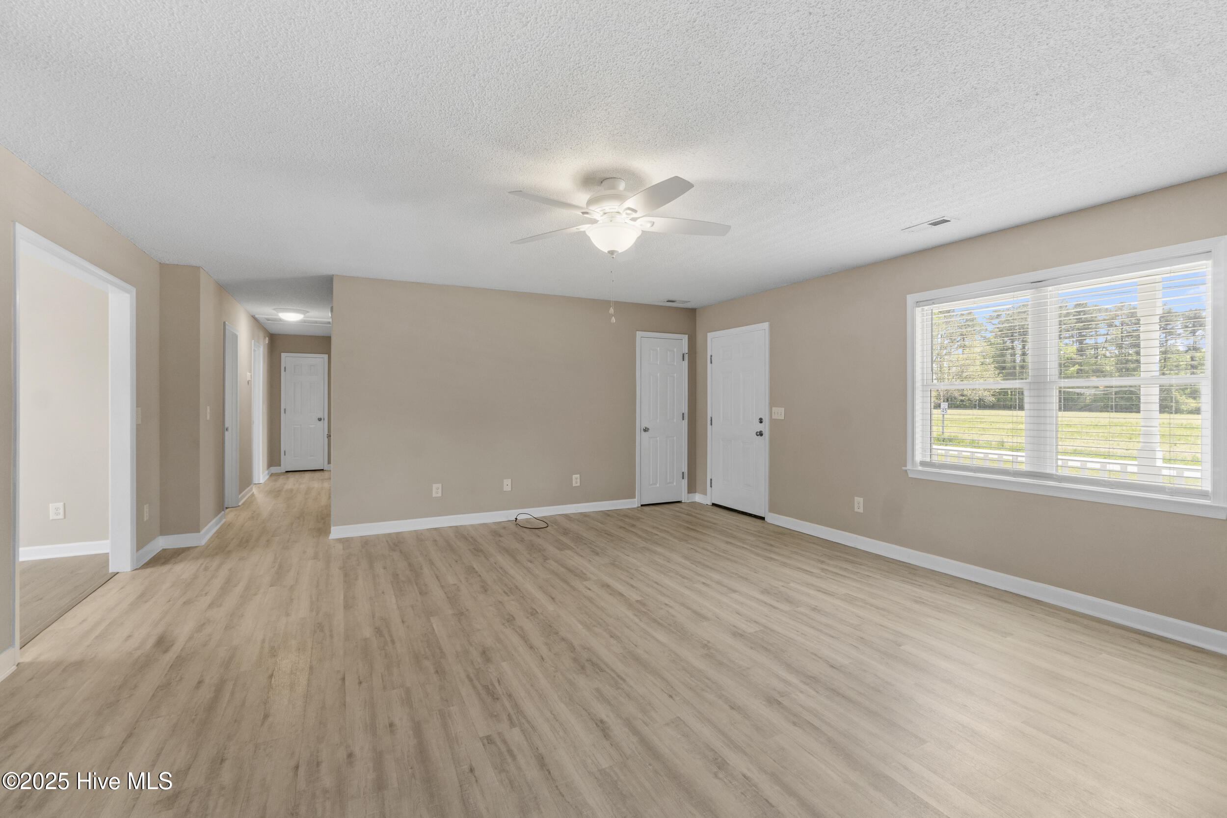 958 Wellfield Road Property Photo 4