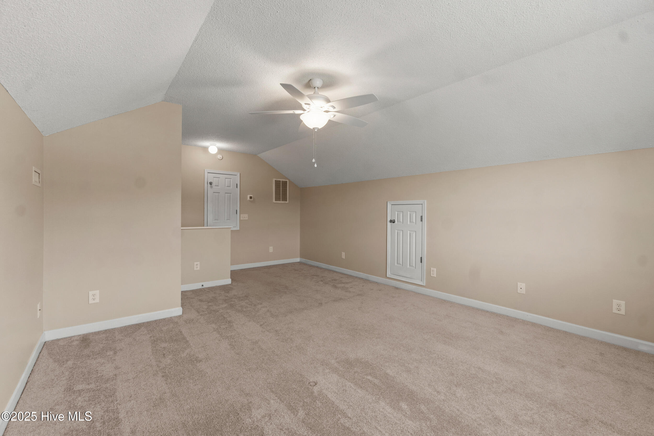 958 Wellfield Road Property Photo 14
