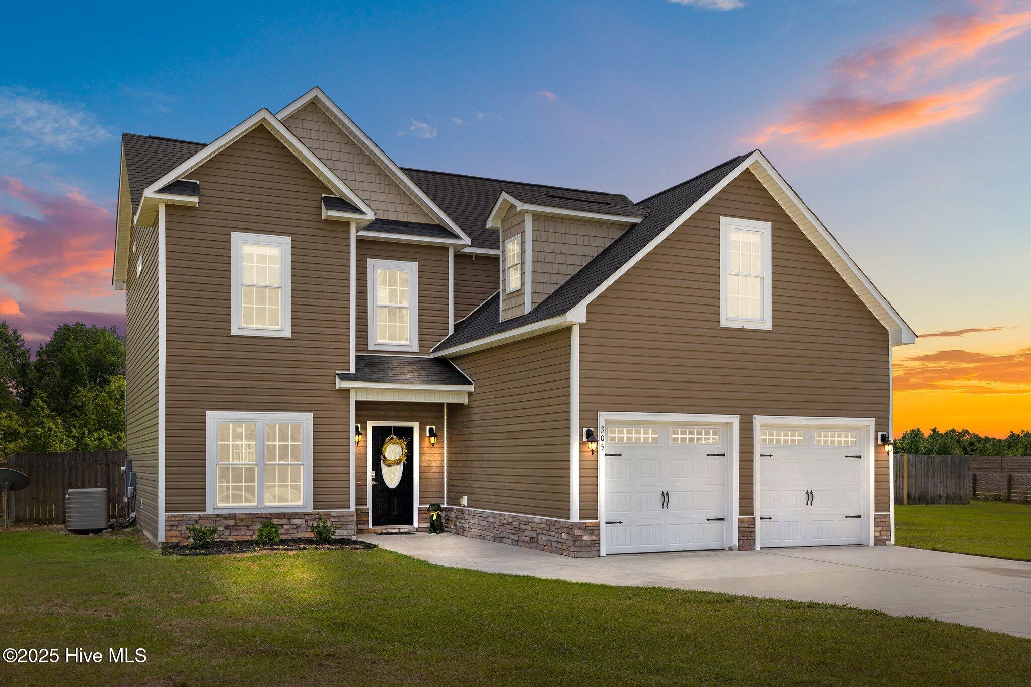 305 Spring Maple Way Property Photo