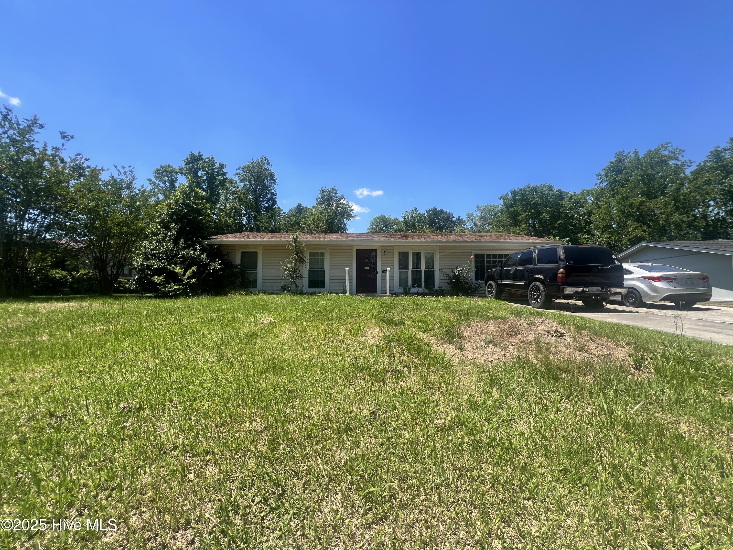 130 Tanglewood Drive Property Photo