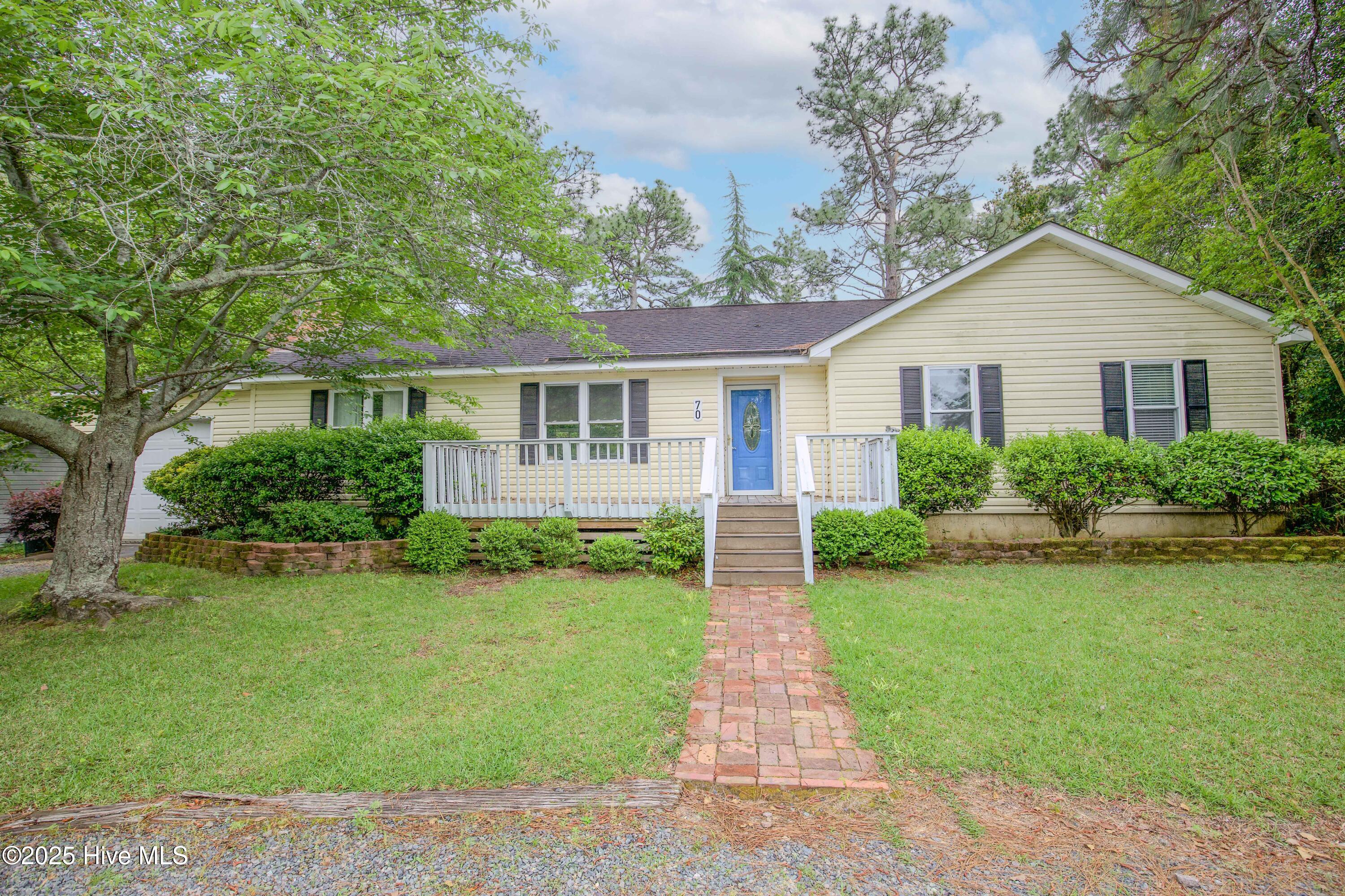 70 Midlothian Drive Property Photo