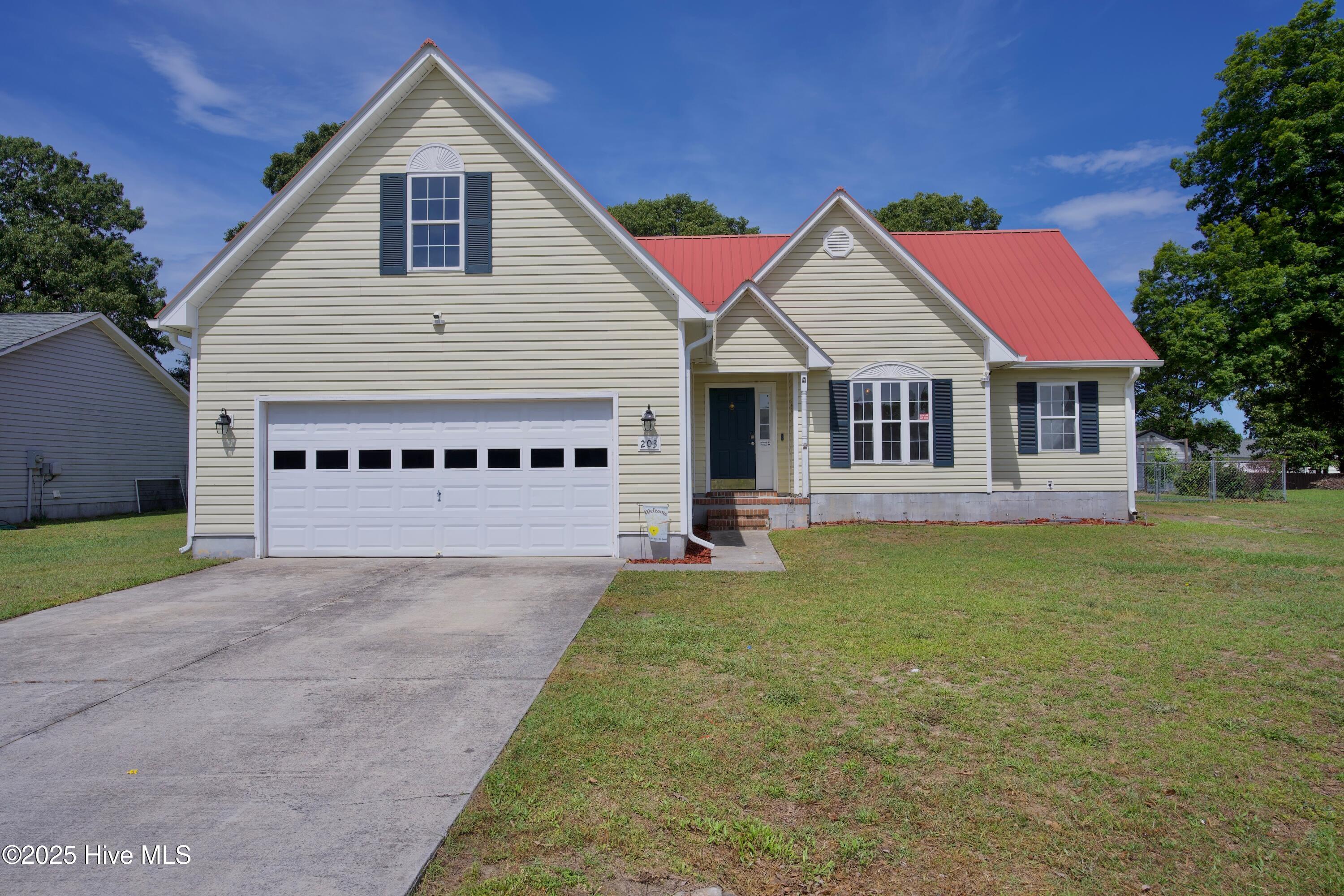 203 Essex Court Property Photo