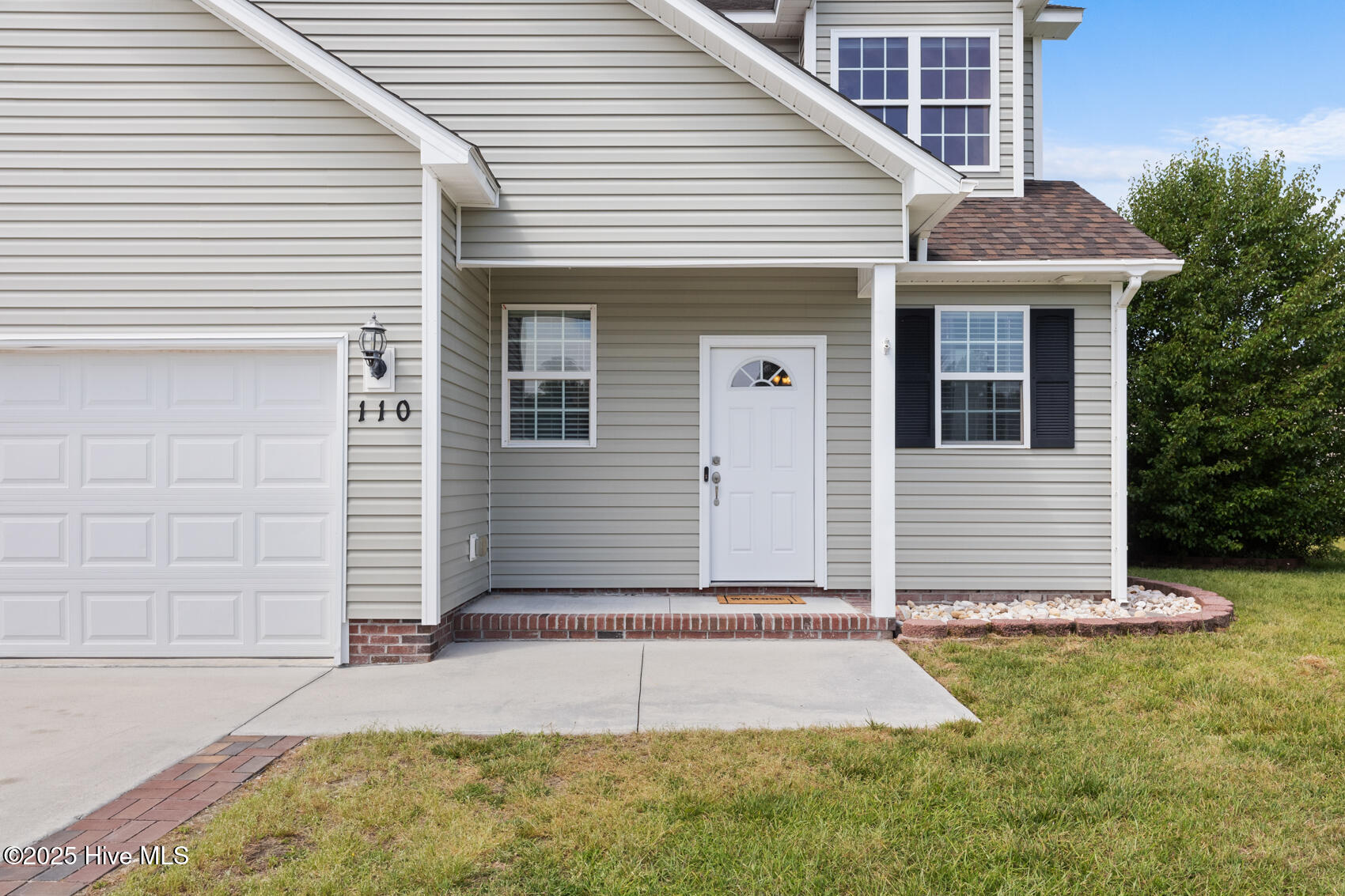 110 Borough Nest Drive Property Photo 5