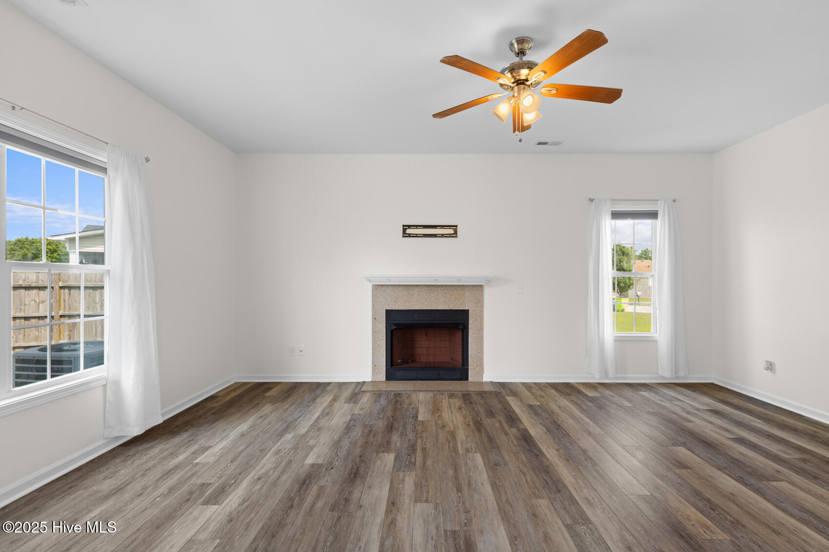 110 Borough Nest Drive Property Photo 10