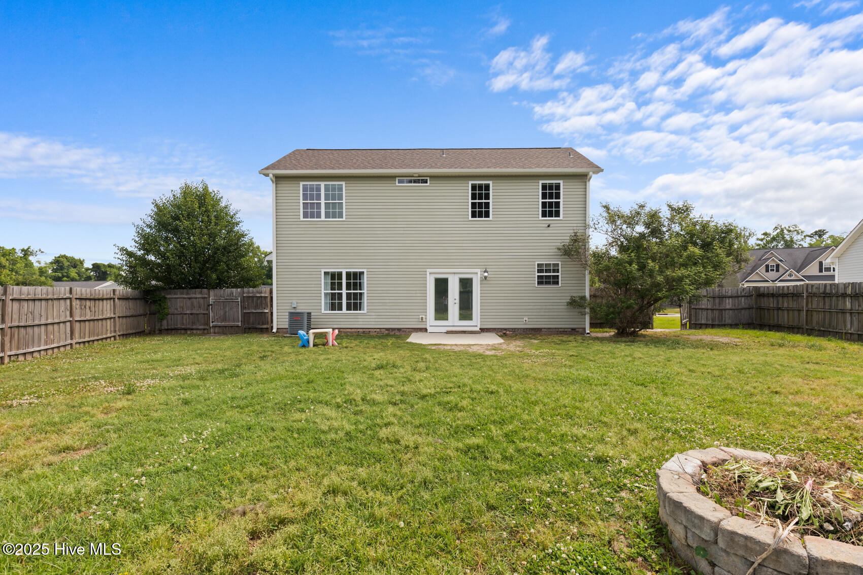 110 Borough Nest Drive Property Photo 32