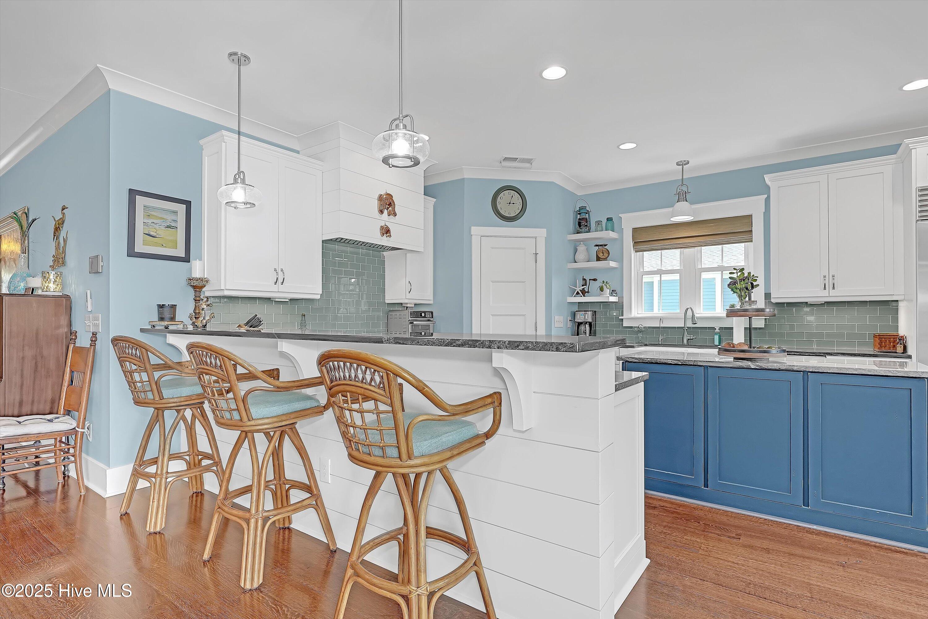 1007 Softwind Way Property Photo 22