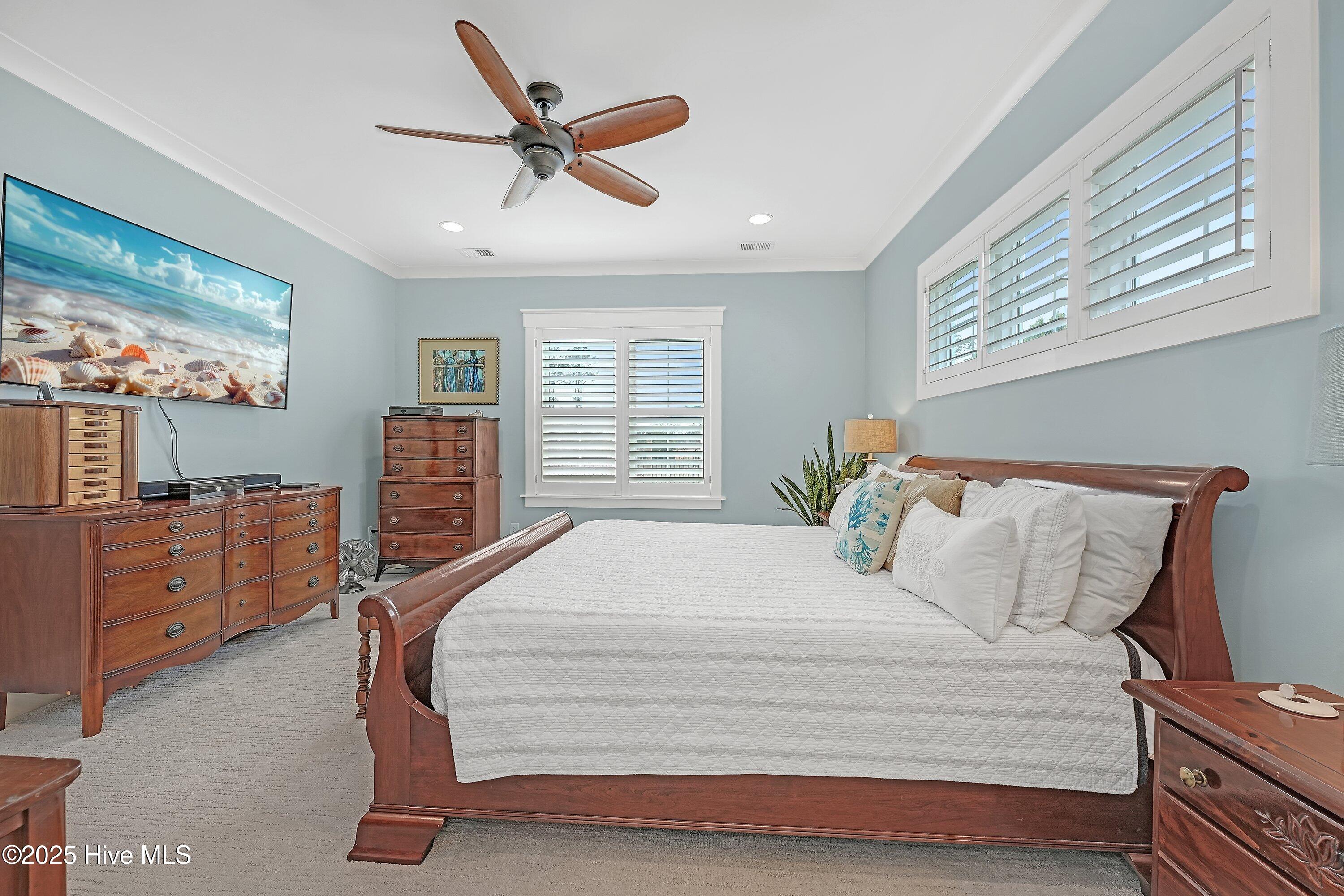 1007 Softwind Way Property Photo 34