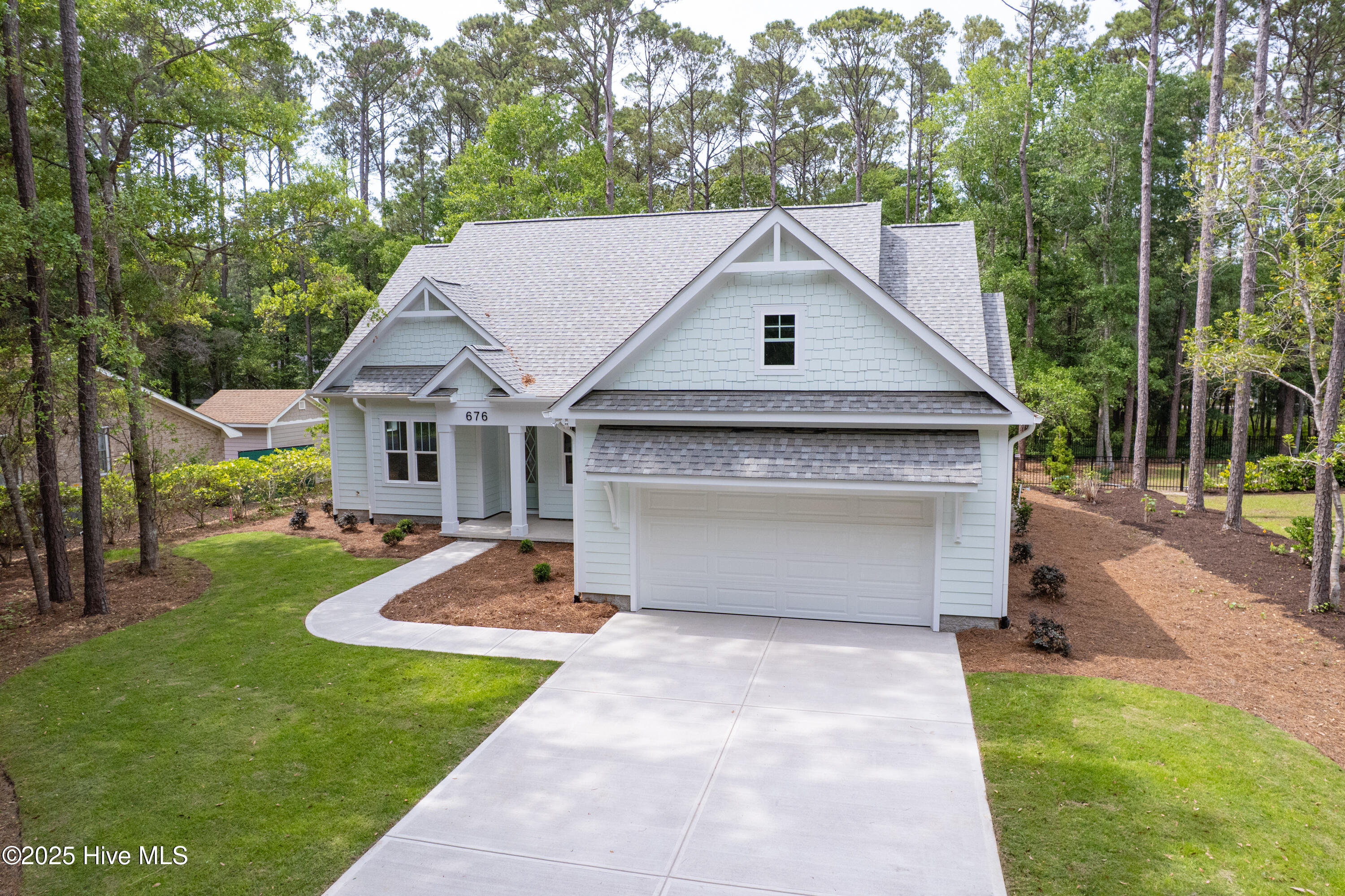 676 Folly Drive Property Photo 3