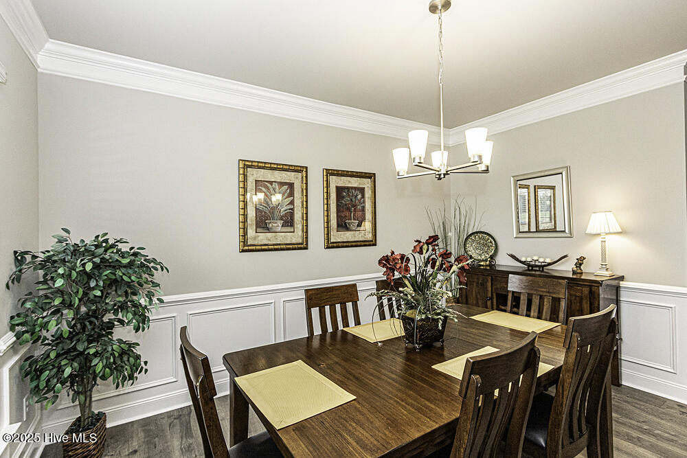 5044 Golden Willow Drive Property Photo 8