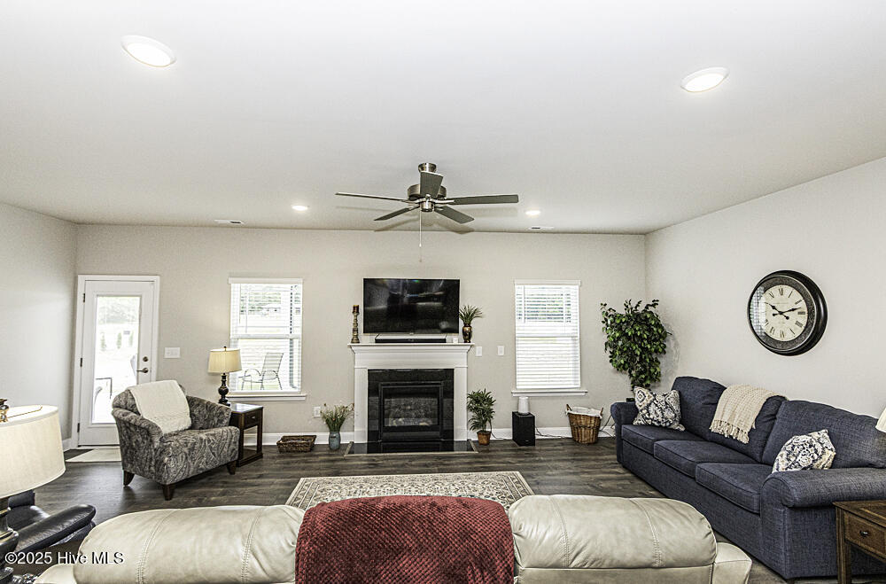 5044 Golden Willow Drive Property Photo 22