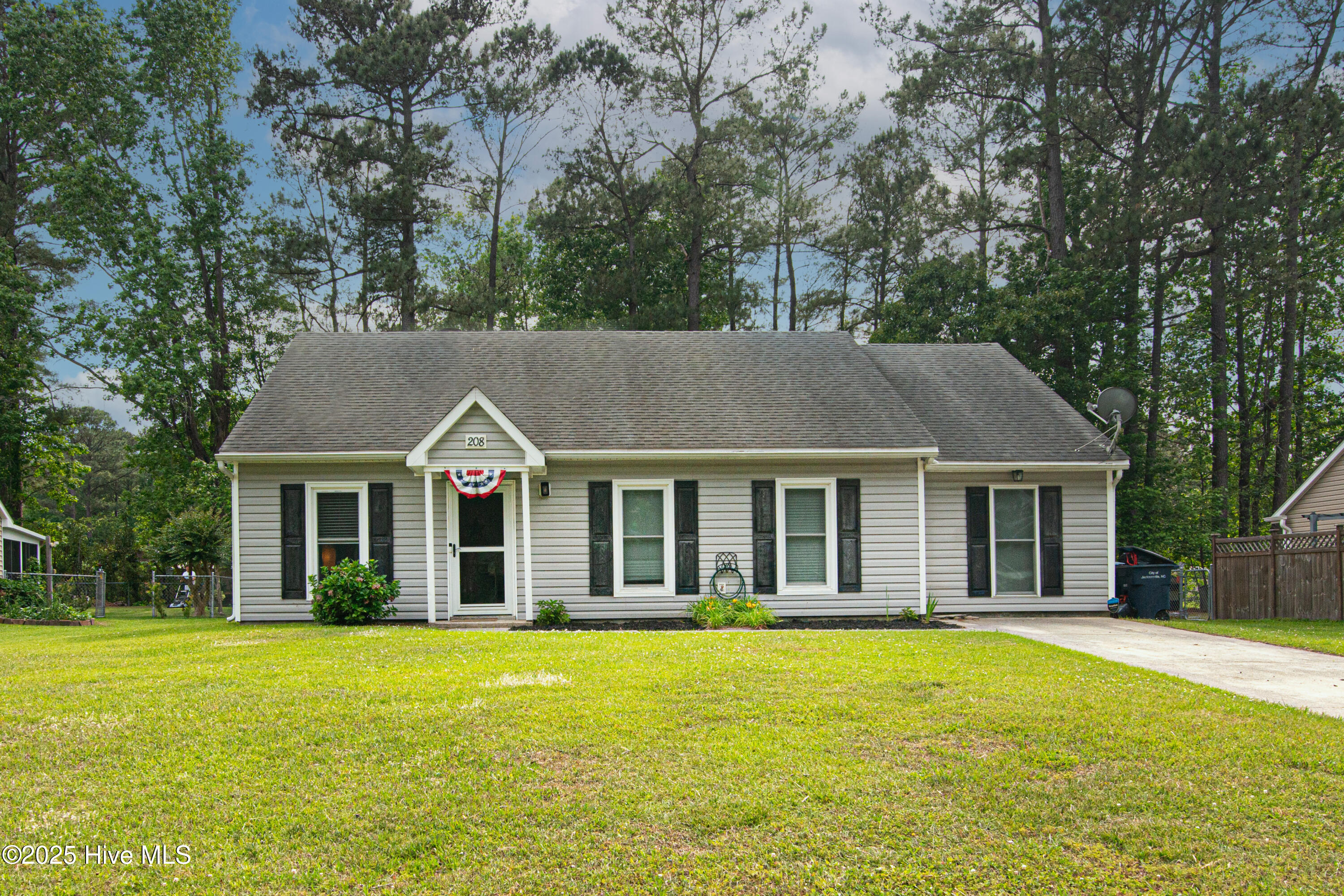 208 E Lakeridge Landing Property Photo